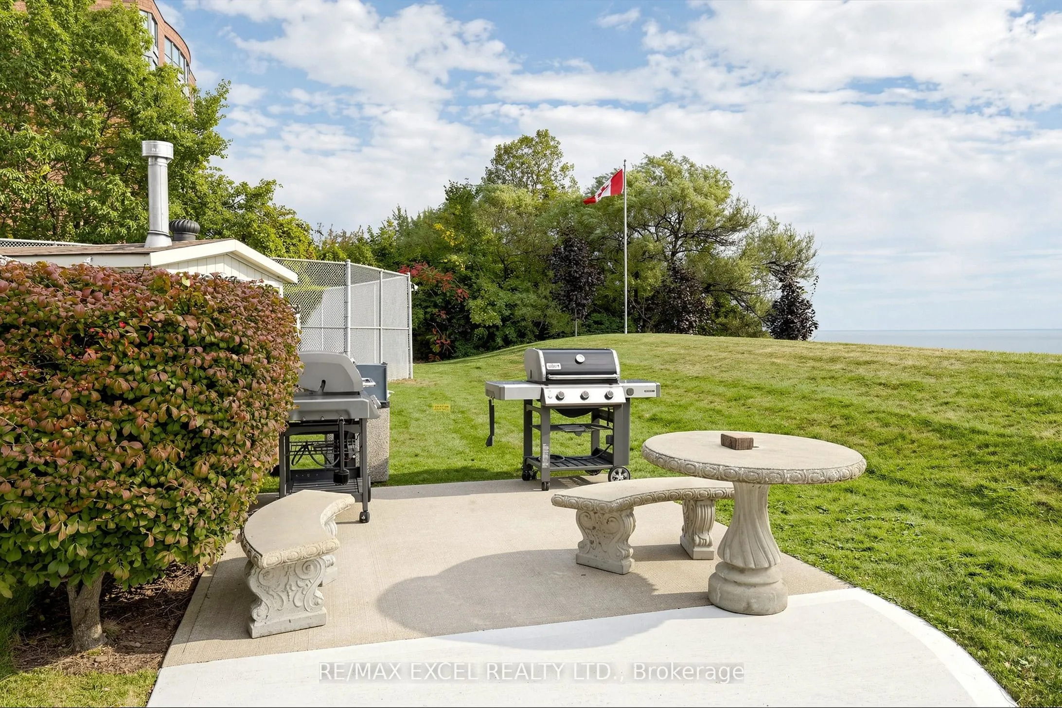 5280 Lakeshore Road #607