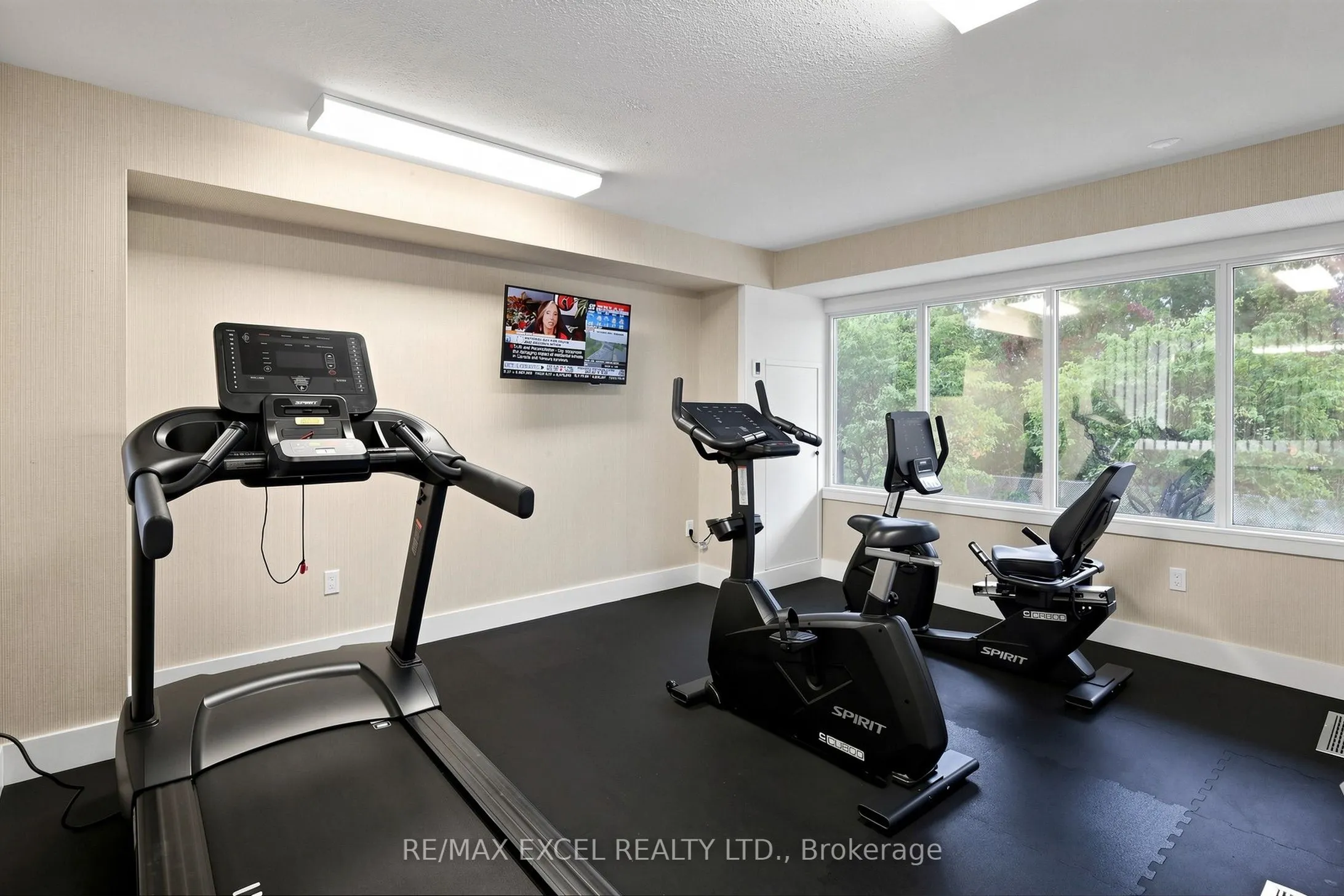 5280 Lakeshore Road #607
