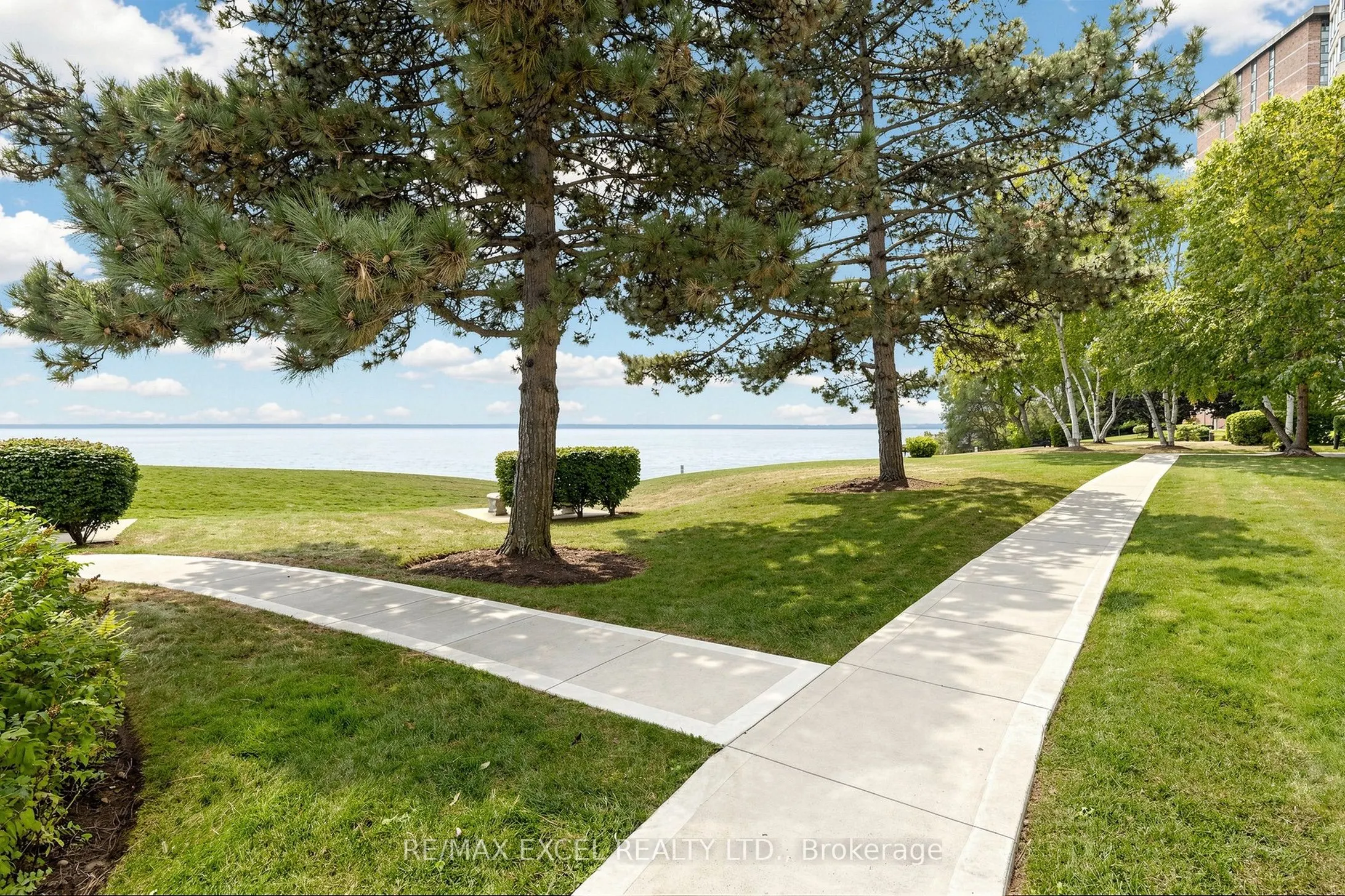 5280 Lakeshore Road #607