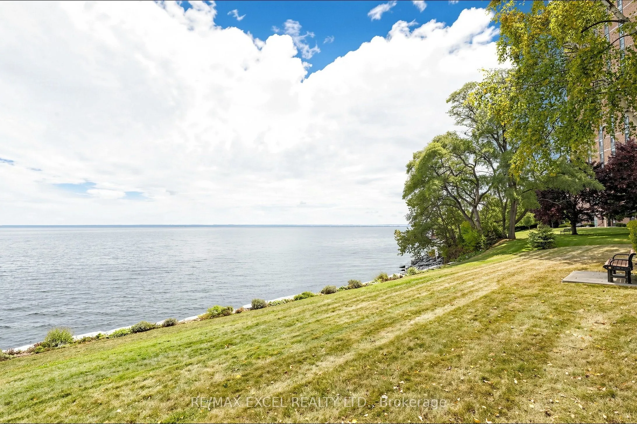 5280 Lakeshore Road #607