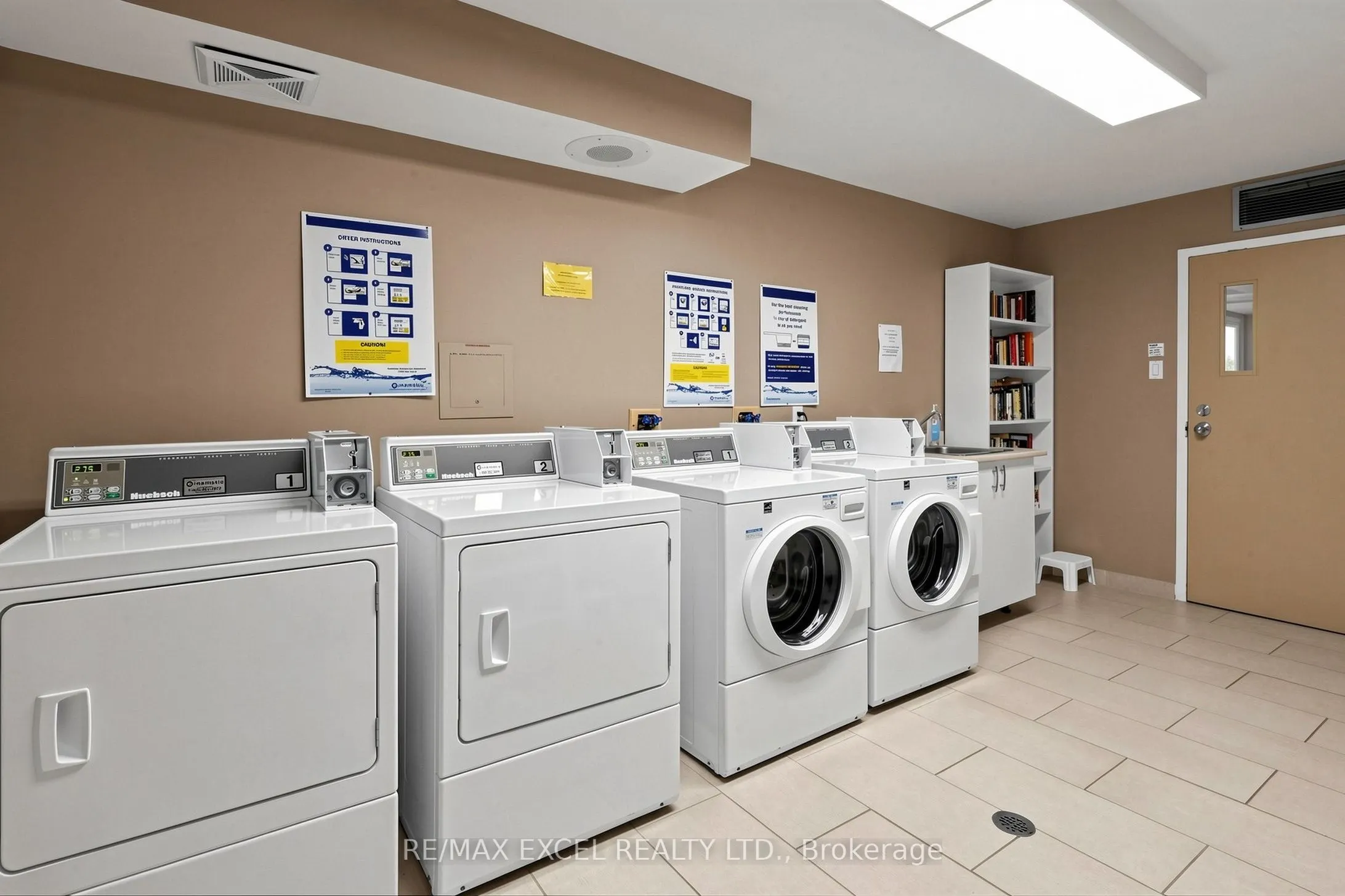 5280 Lakeshore Road #607
