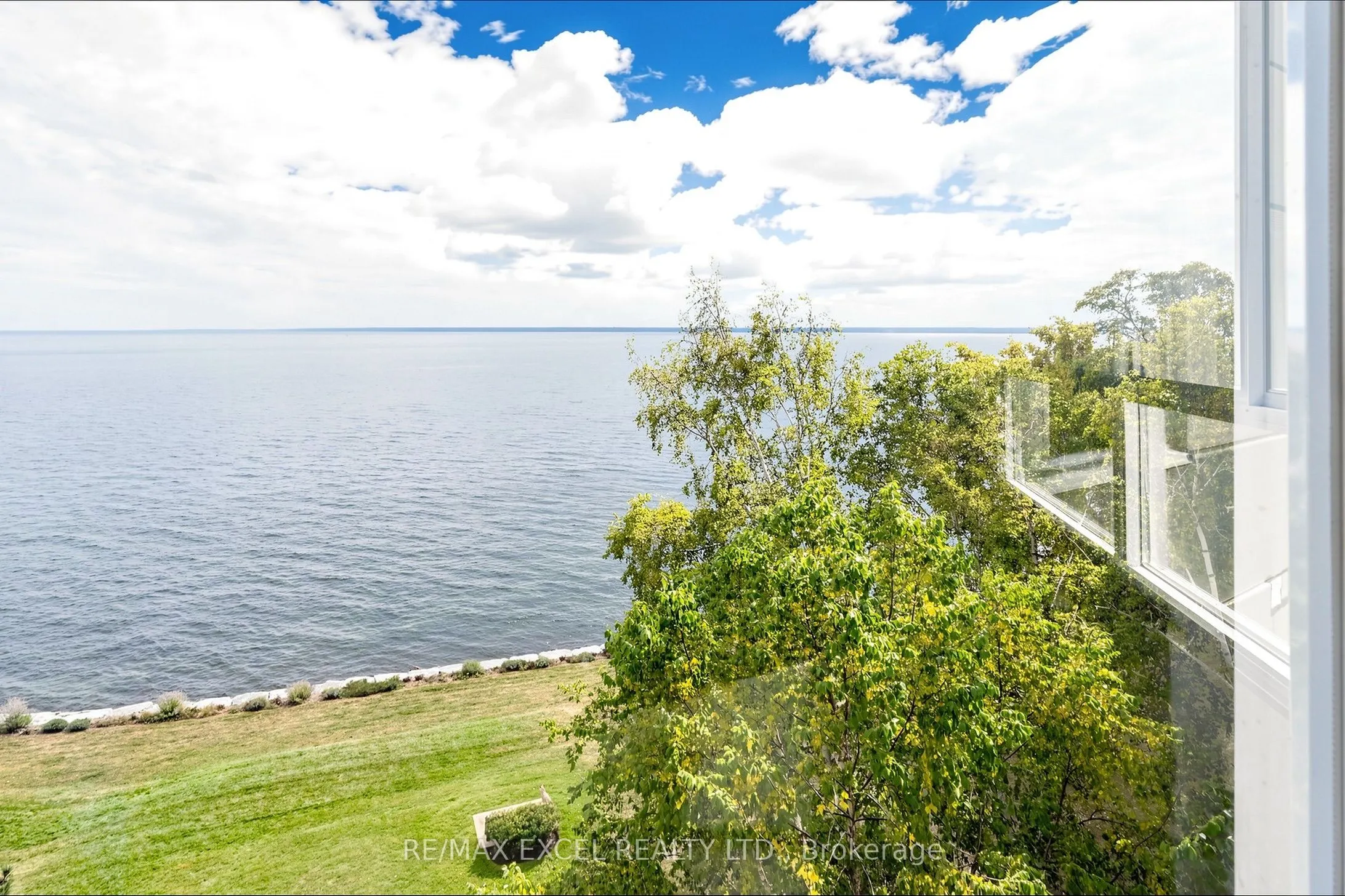 5280 Lakeshore Road #607