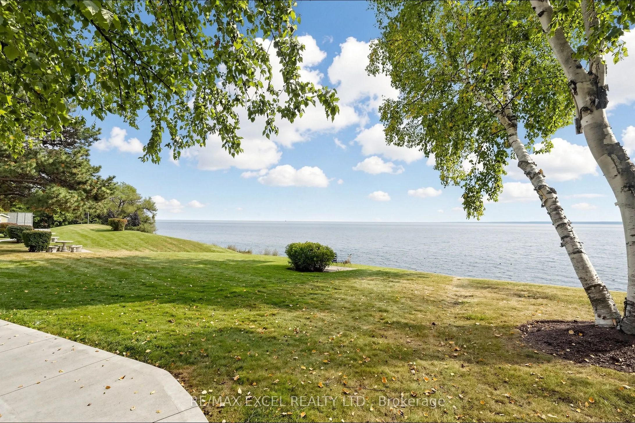 5280 Lakeshore Road #607