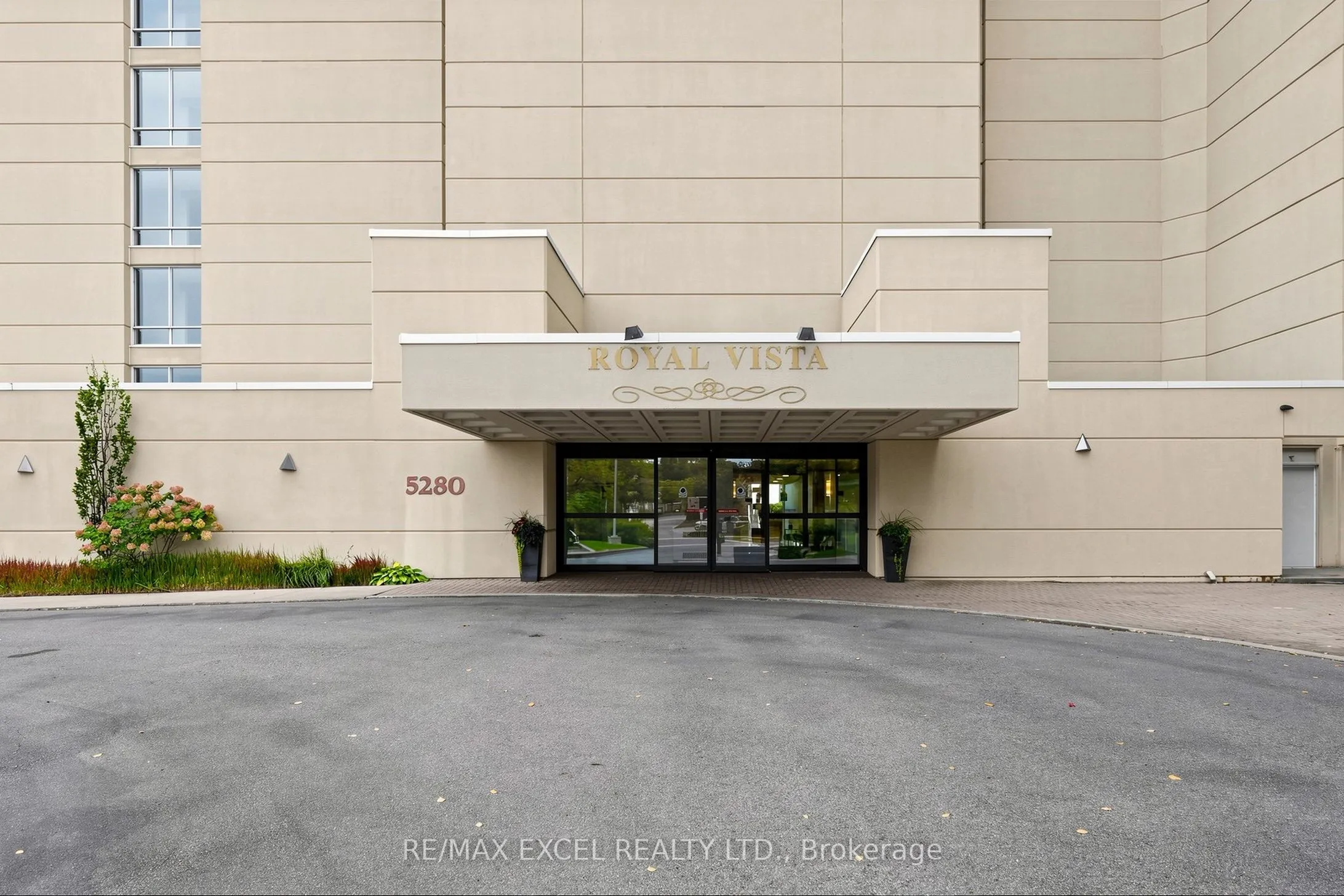 5280 Lakeshore Road #607