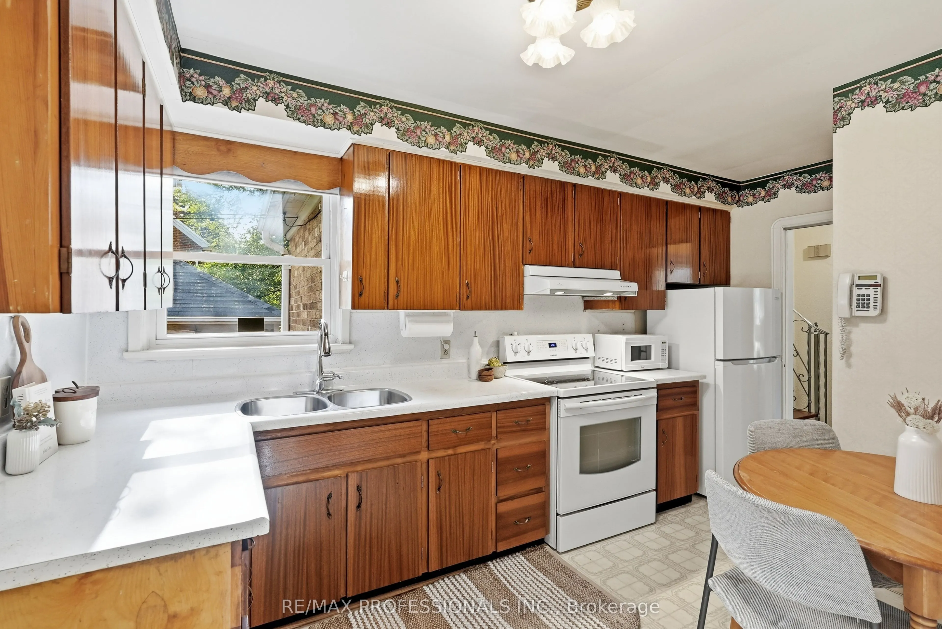 1 Bernice Avenue