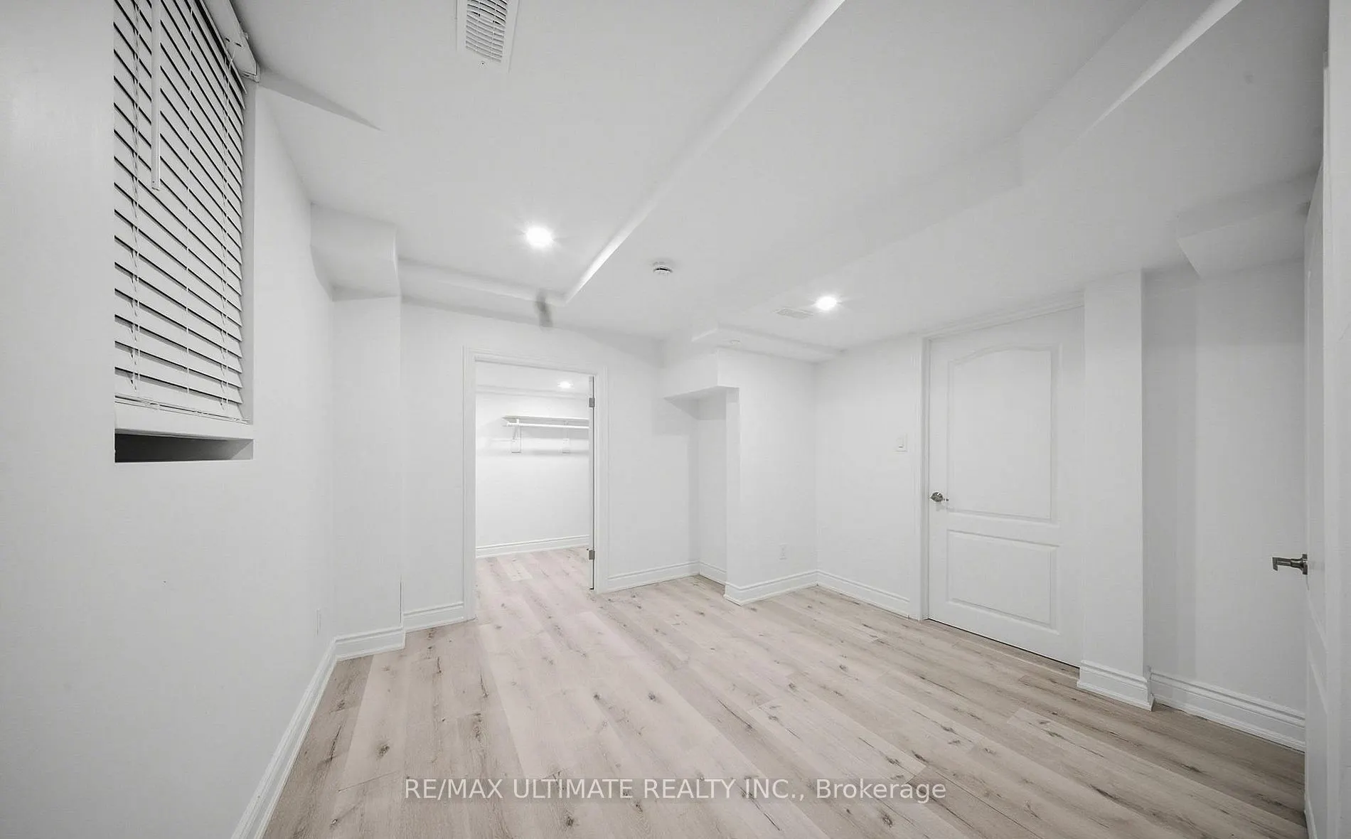 21 Sewells (Basement) Lane