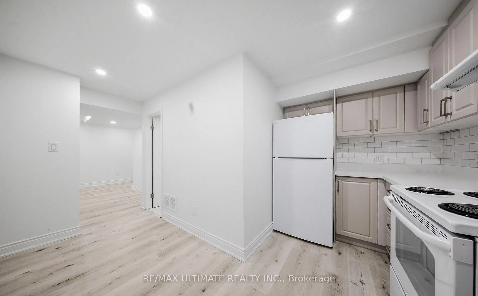 21 Sewells (Basement) Lane