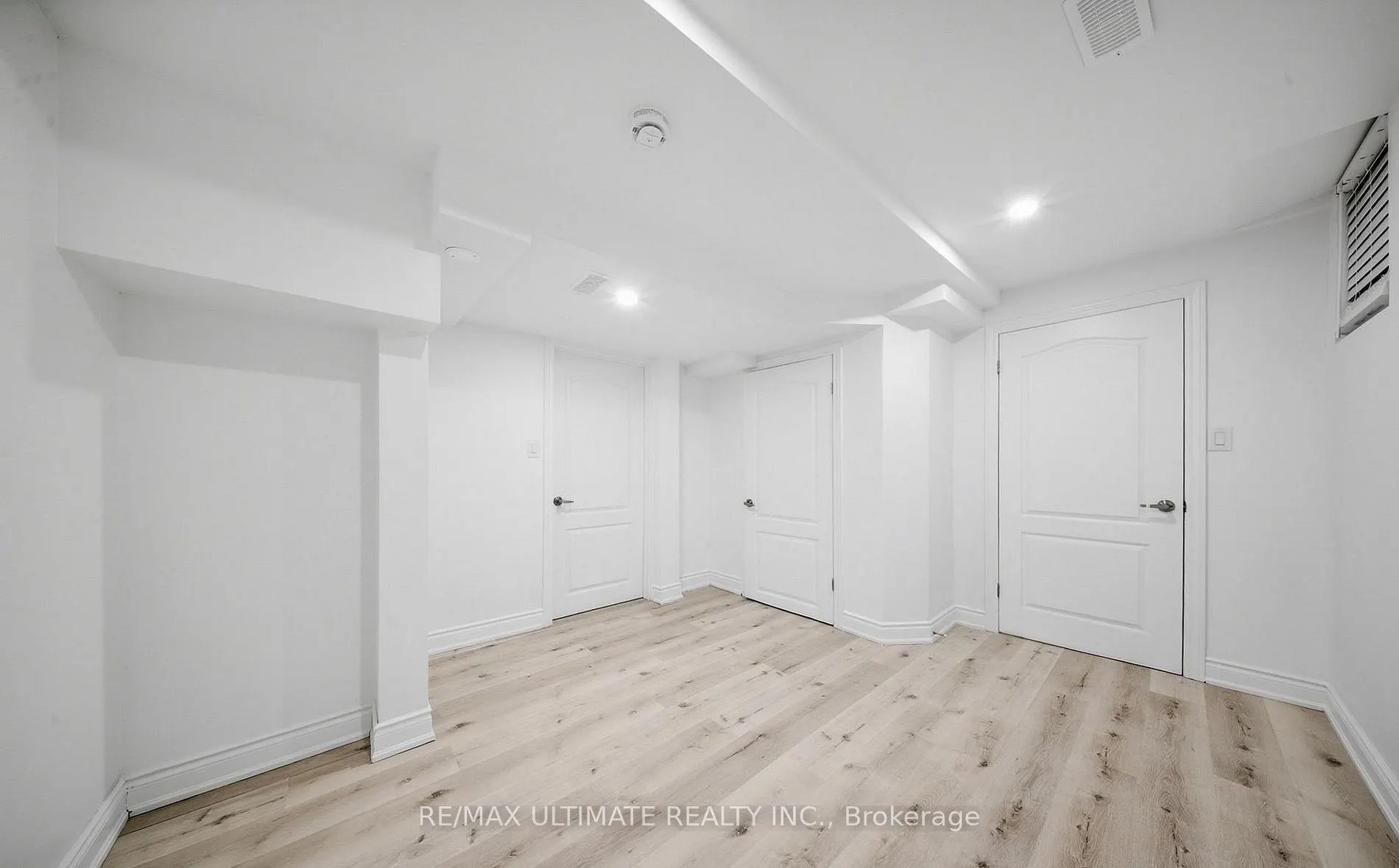 21 Sewells (Basement) Lane