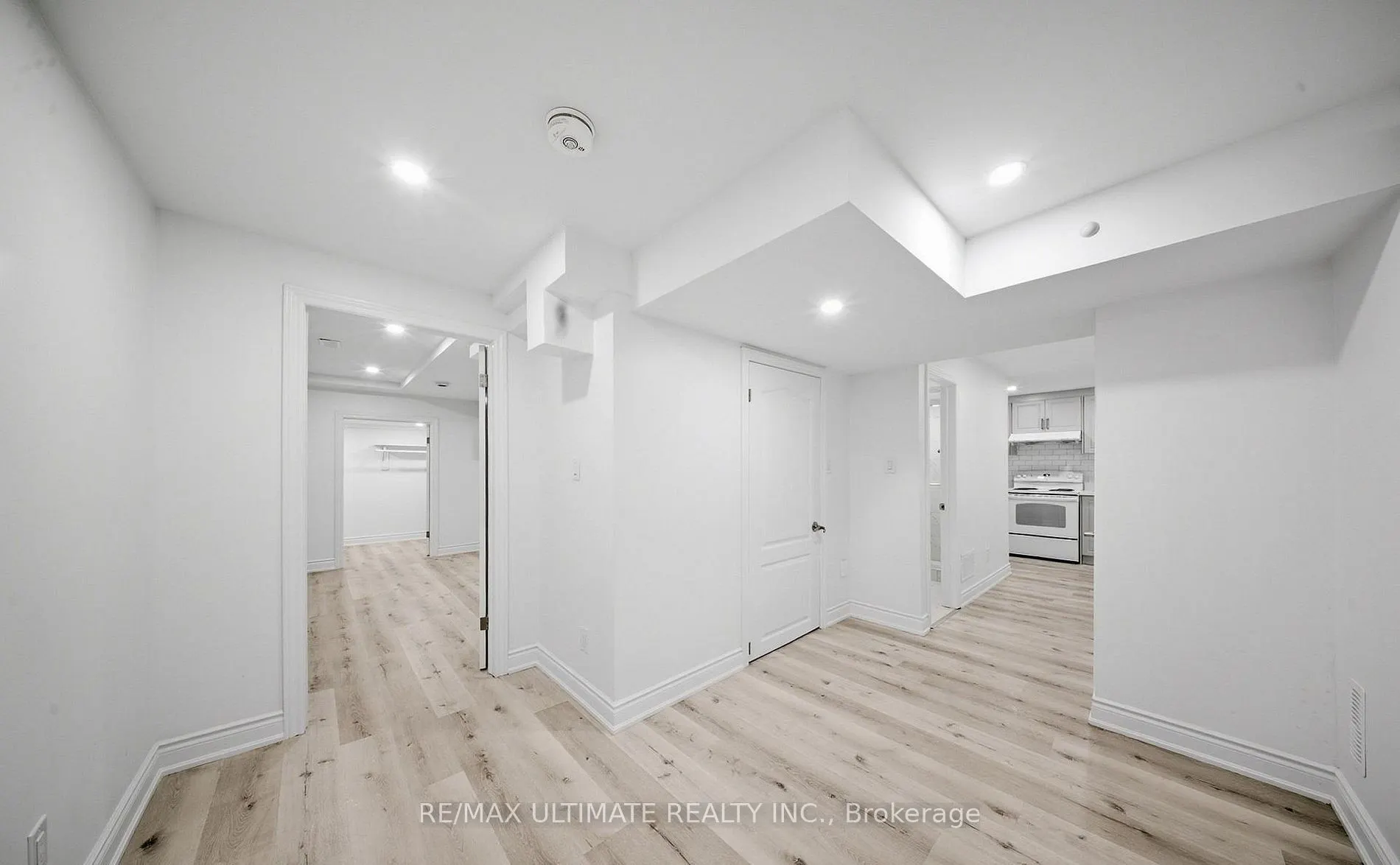 21 Sewells (Basement) Lane