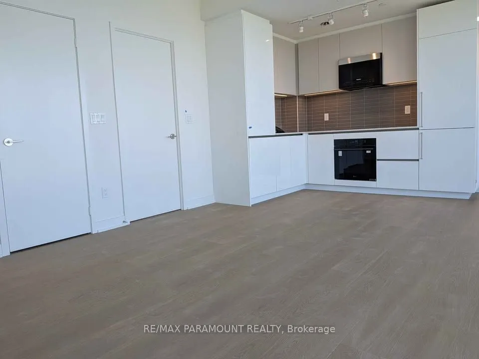 209 Steeles Avenue W #1609