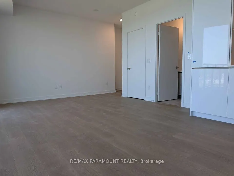 209 Steeles Avenue W #1609