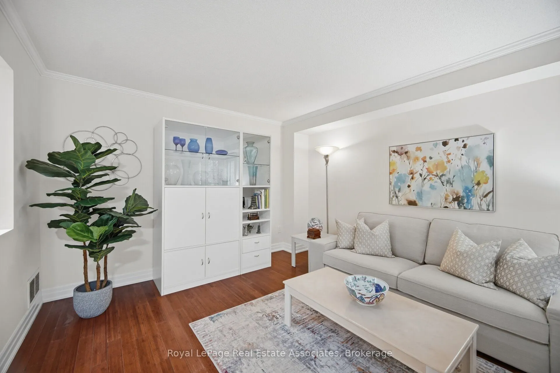 5923 Tweed Court