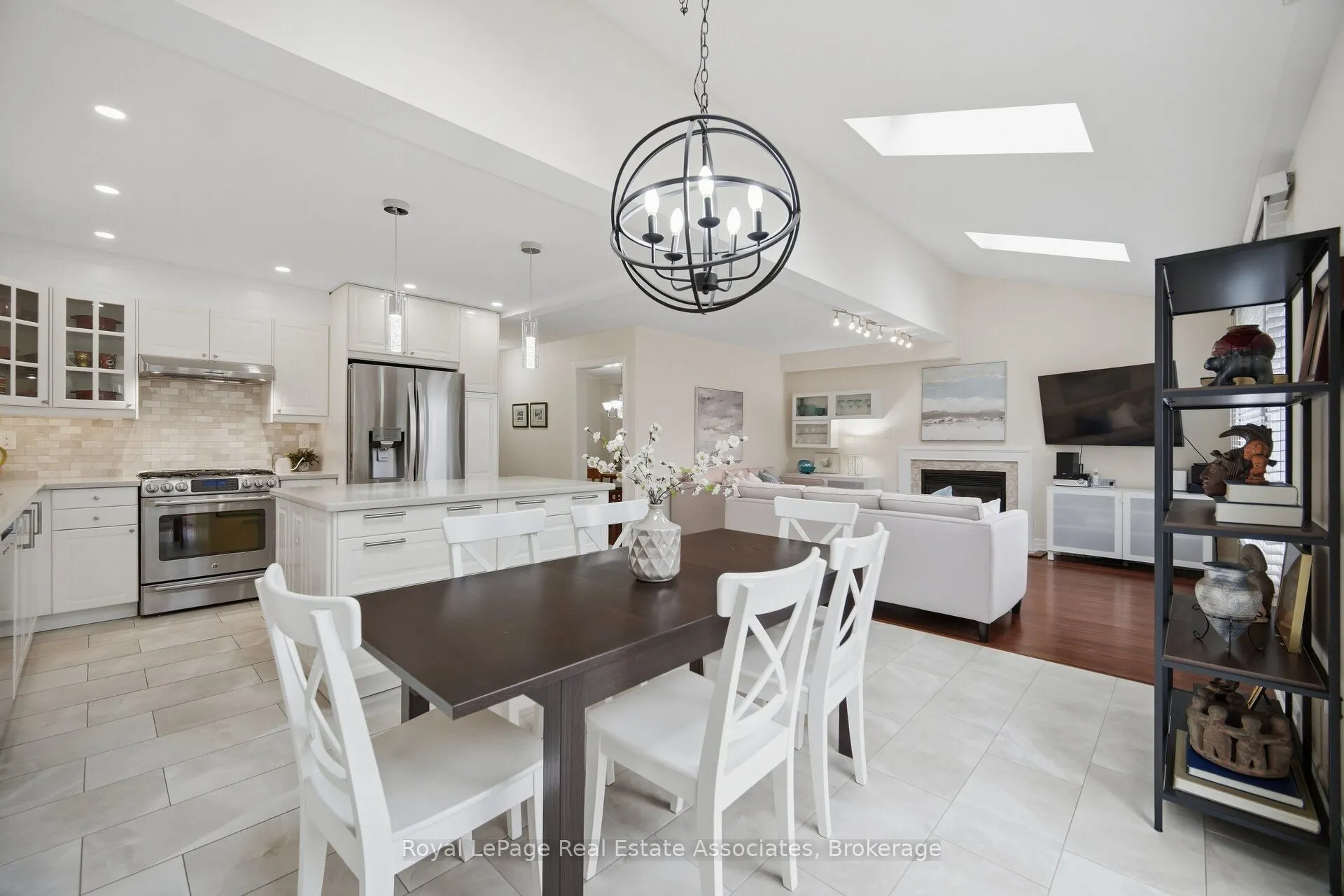 5923 Tweed Court