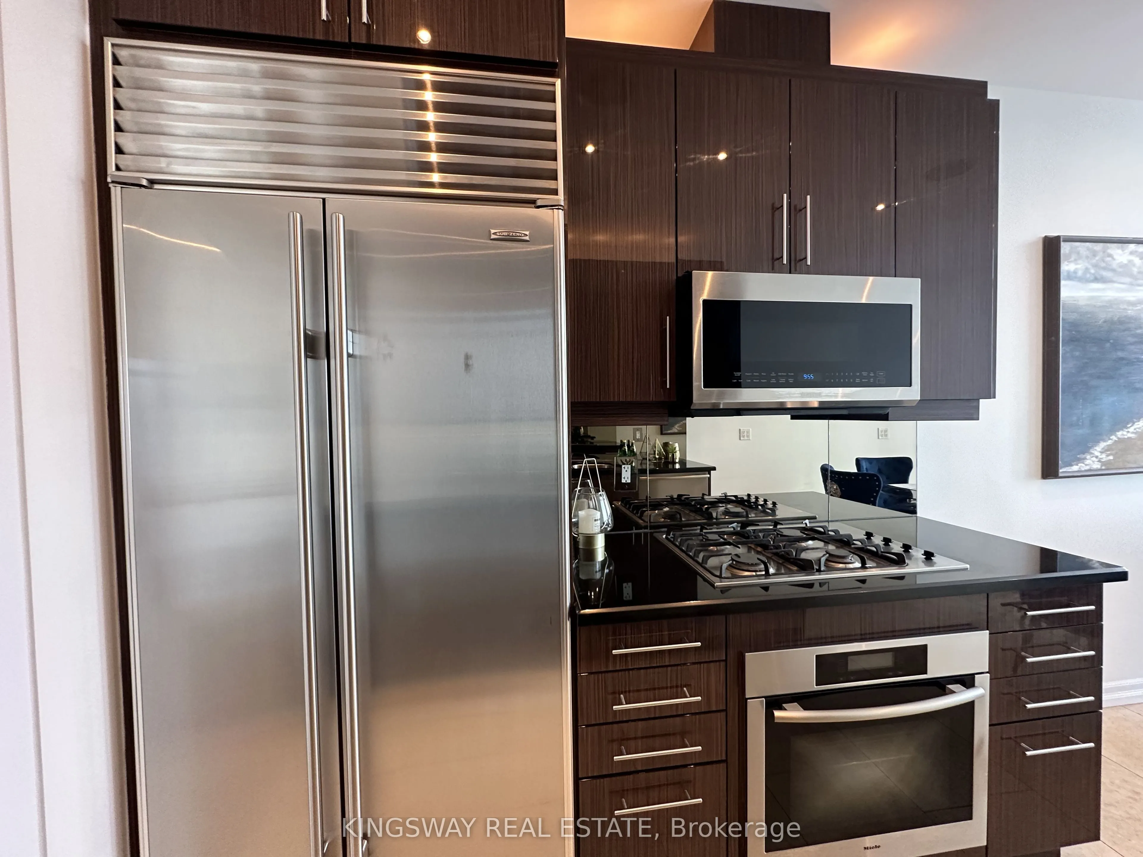220 Burnhamthorpe Road W #3404
