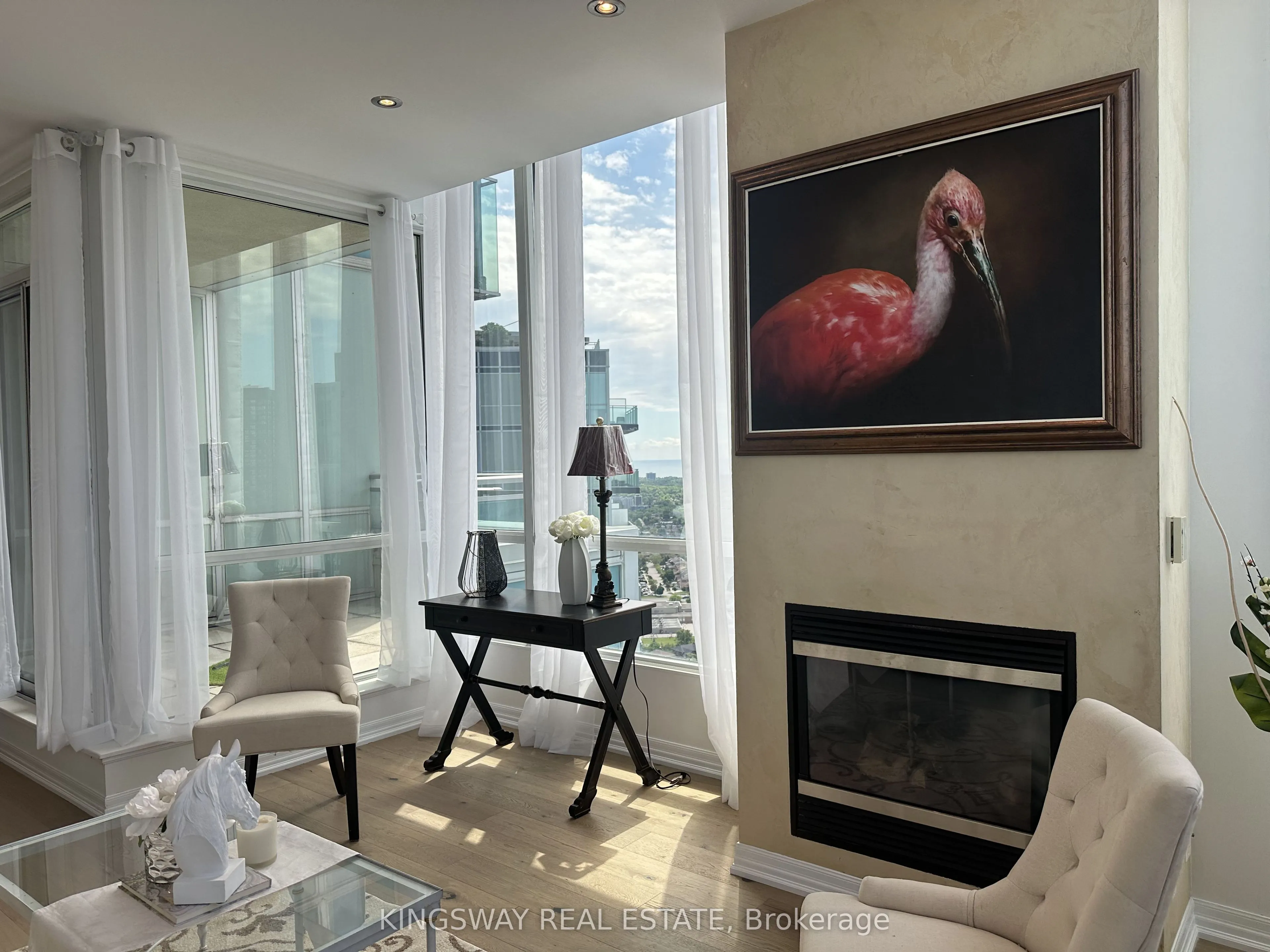 220 Burnhamthorpe Road W #3404