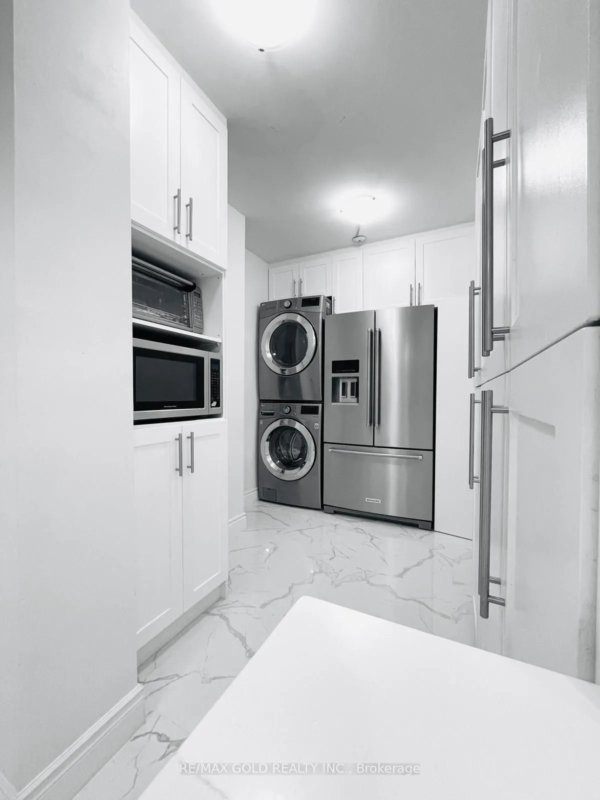 390 Dixon Road #1611