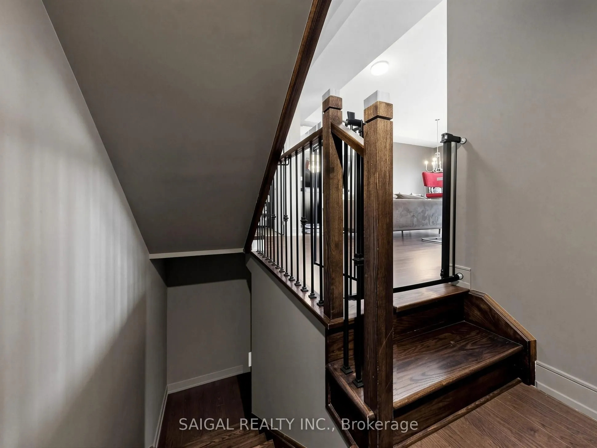 1347 Clarriage Court