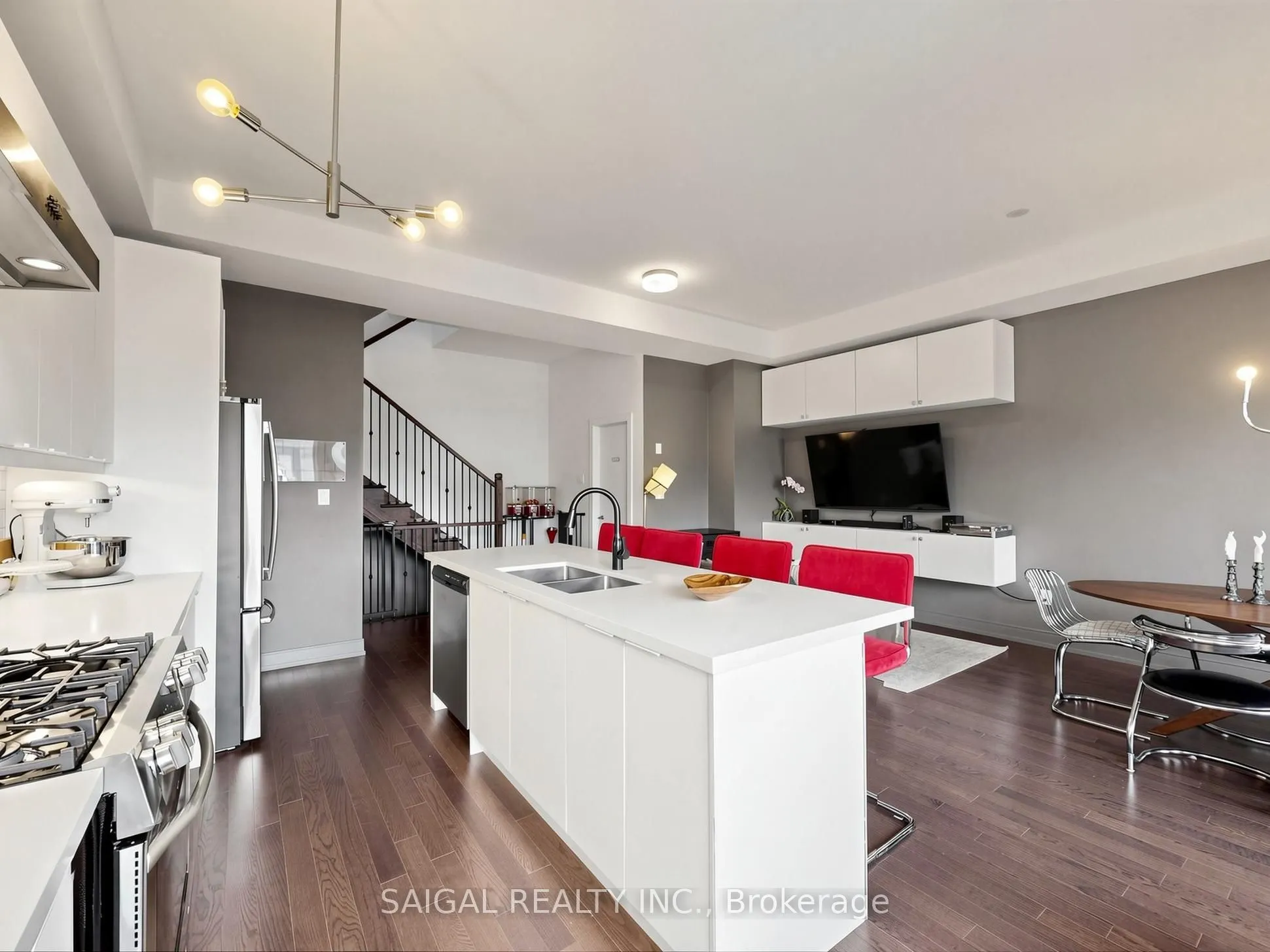 1347 Clarriage Court