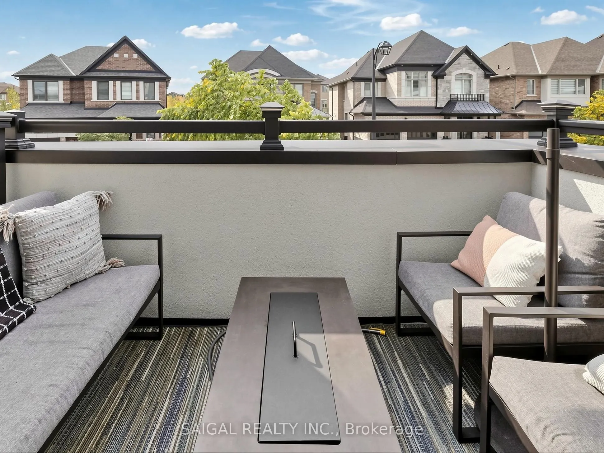1347 Clarriage Court