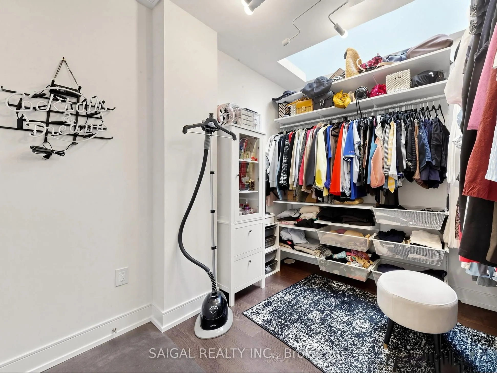 1347 Clarriage Court
