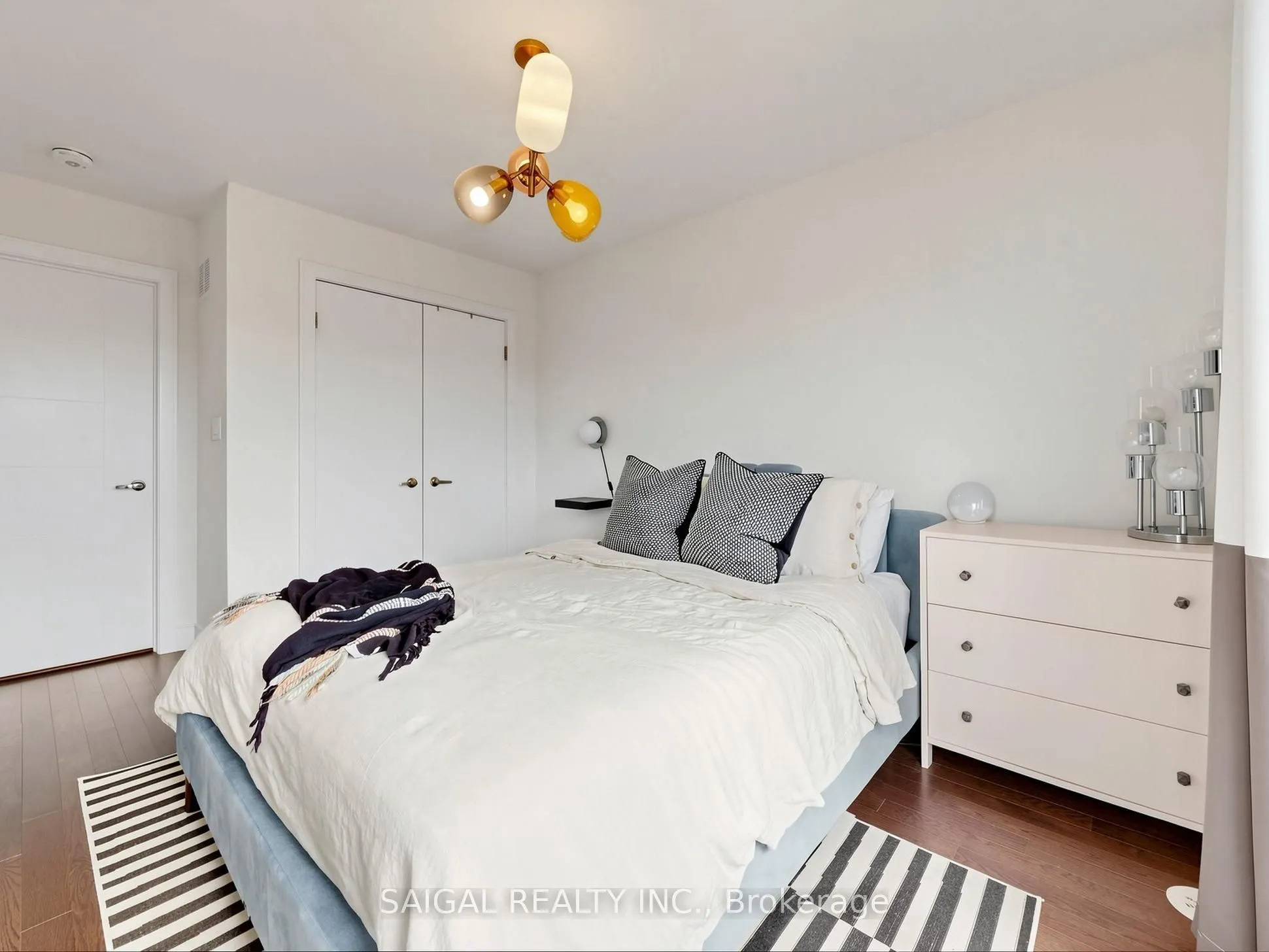 1347 Clarriage Court