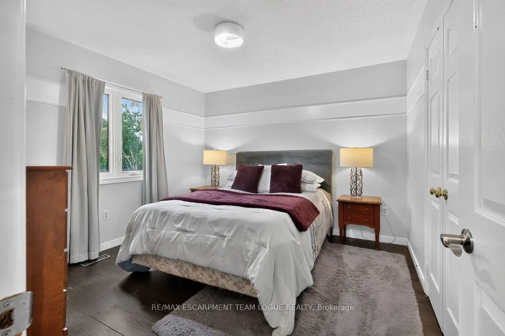 4194 Millcroft Park Drive