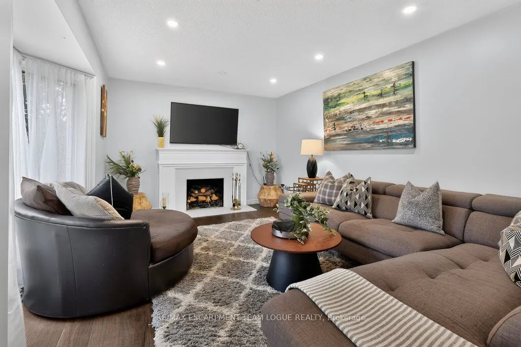 4194 Millcroft Park Drive