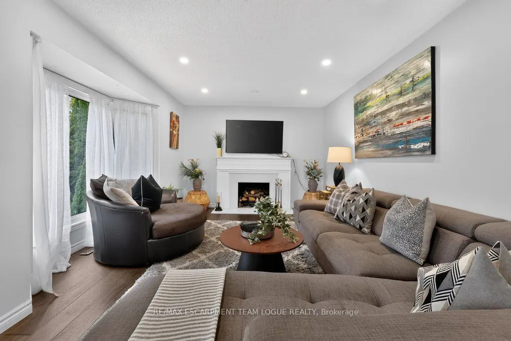 4194 Millcroft Park Drive