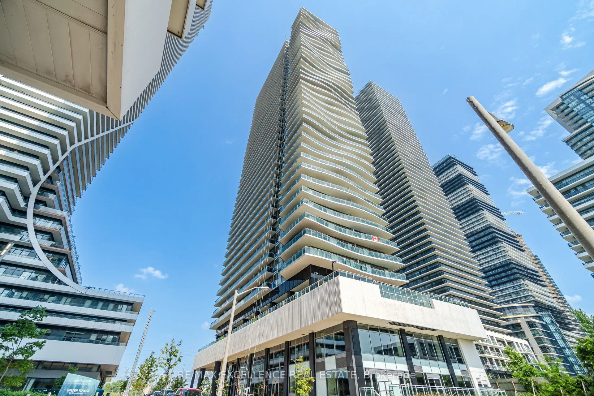 33 Shore Breeze Drive #1208