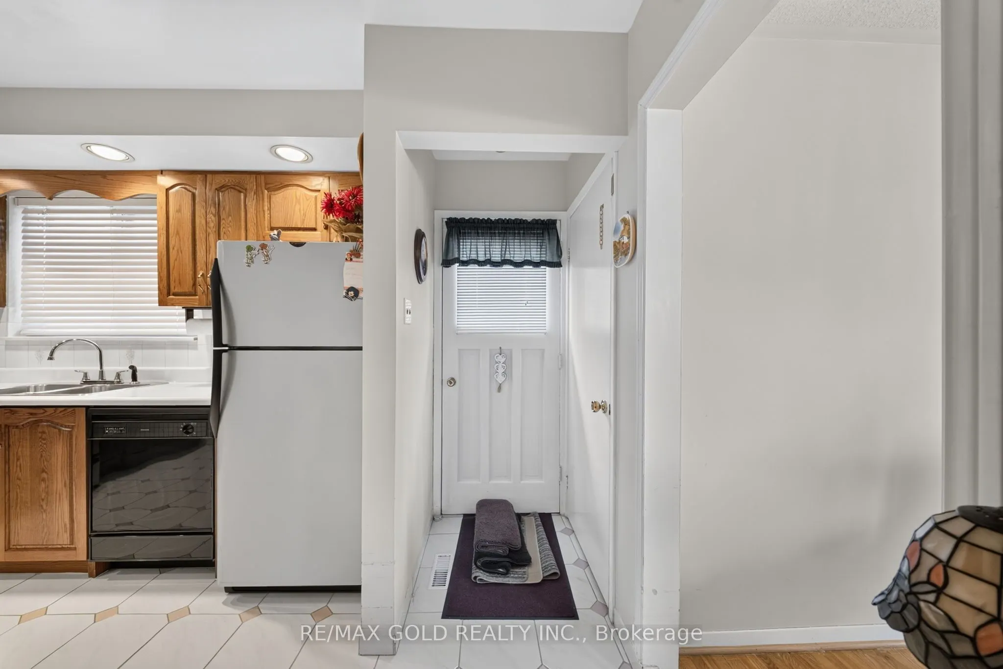 25 Drayton Crescent