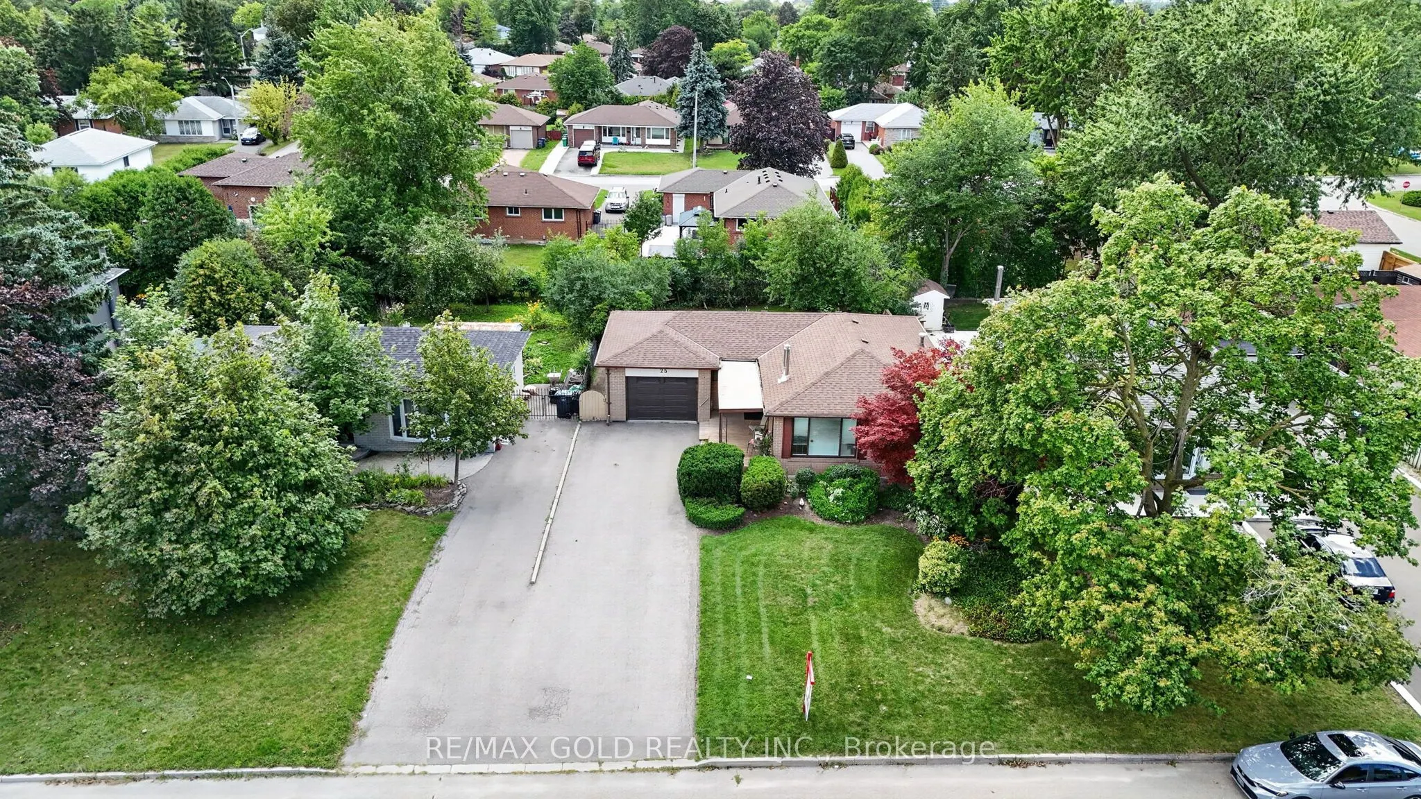 25 Drayton Crescent