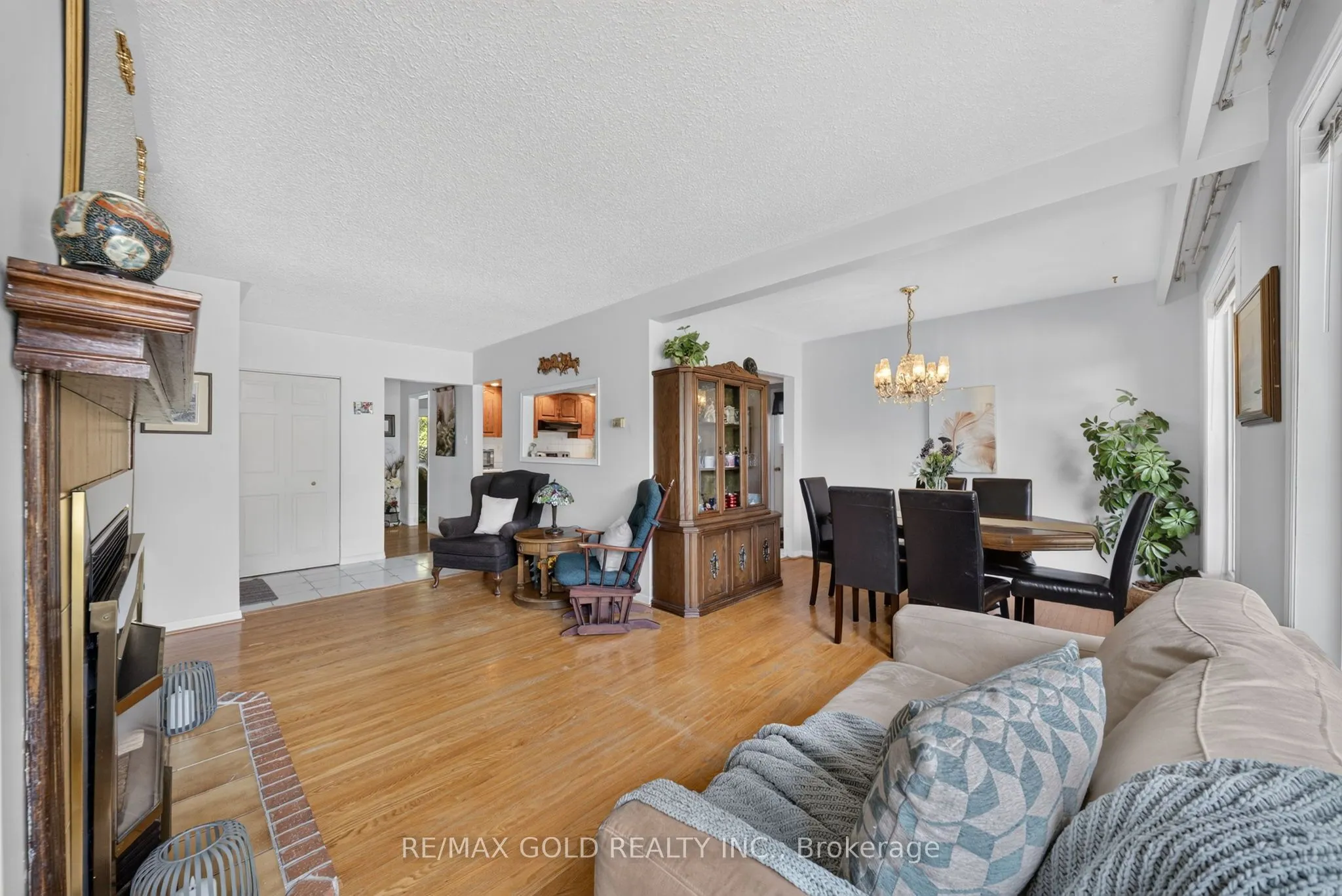 25 Drayton Crescent