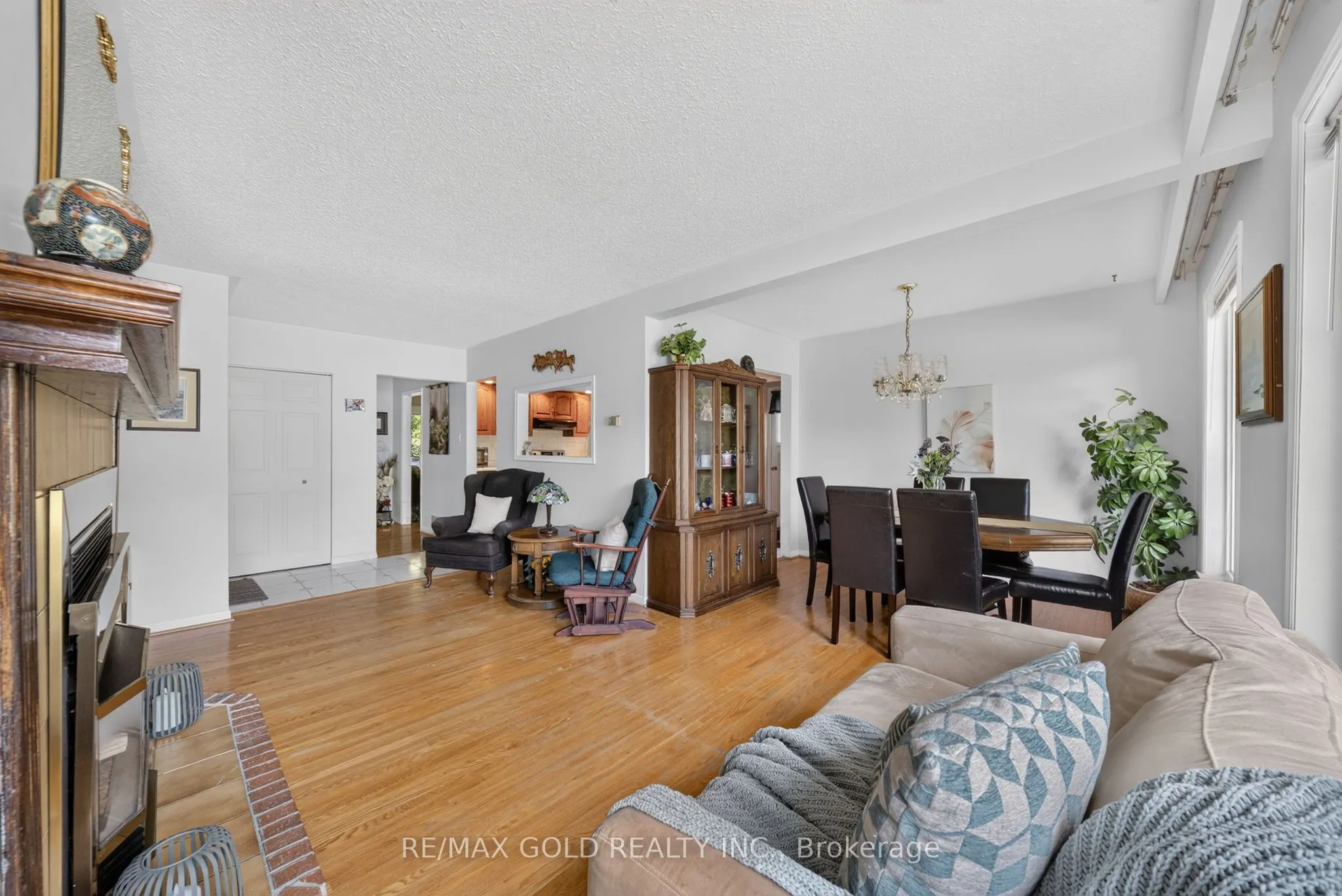 25 Drayton Crescent