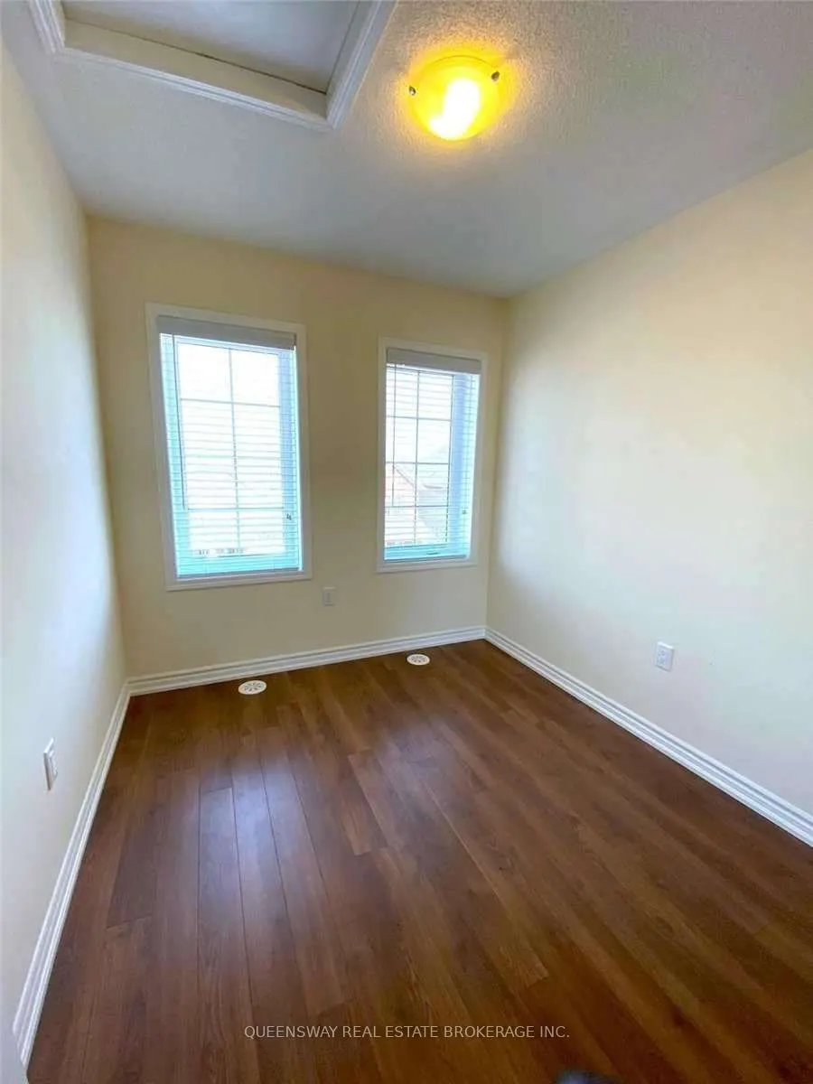 649 Laking Terrace