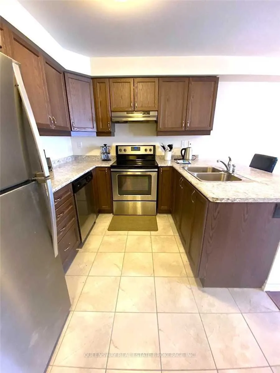 649 Laking Terrace