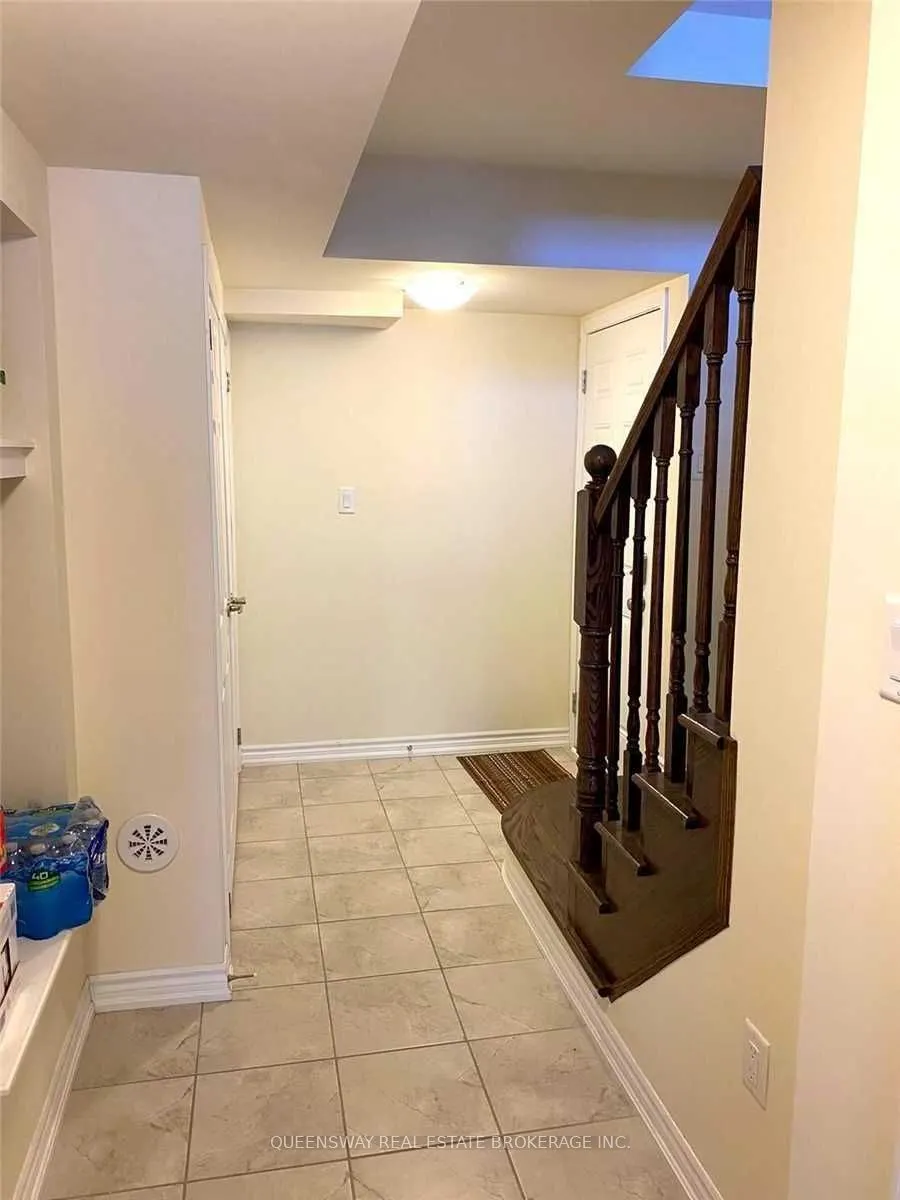 649 Laking Terrace