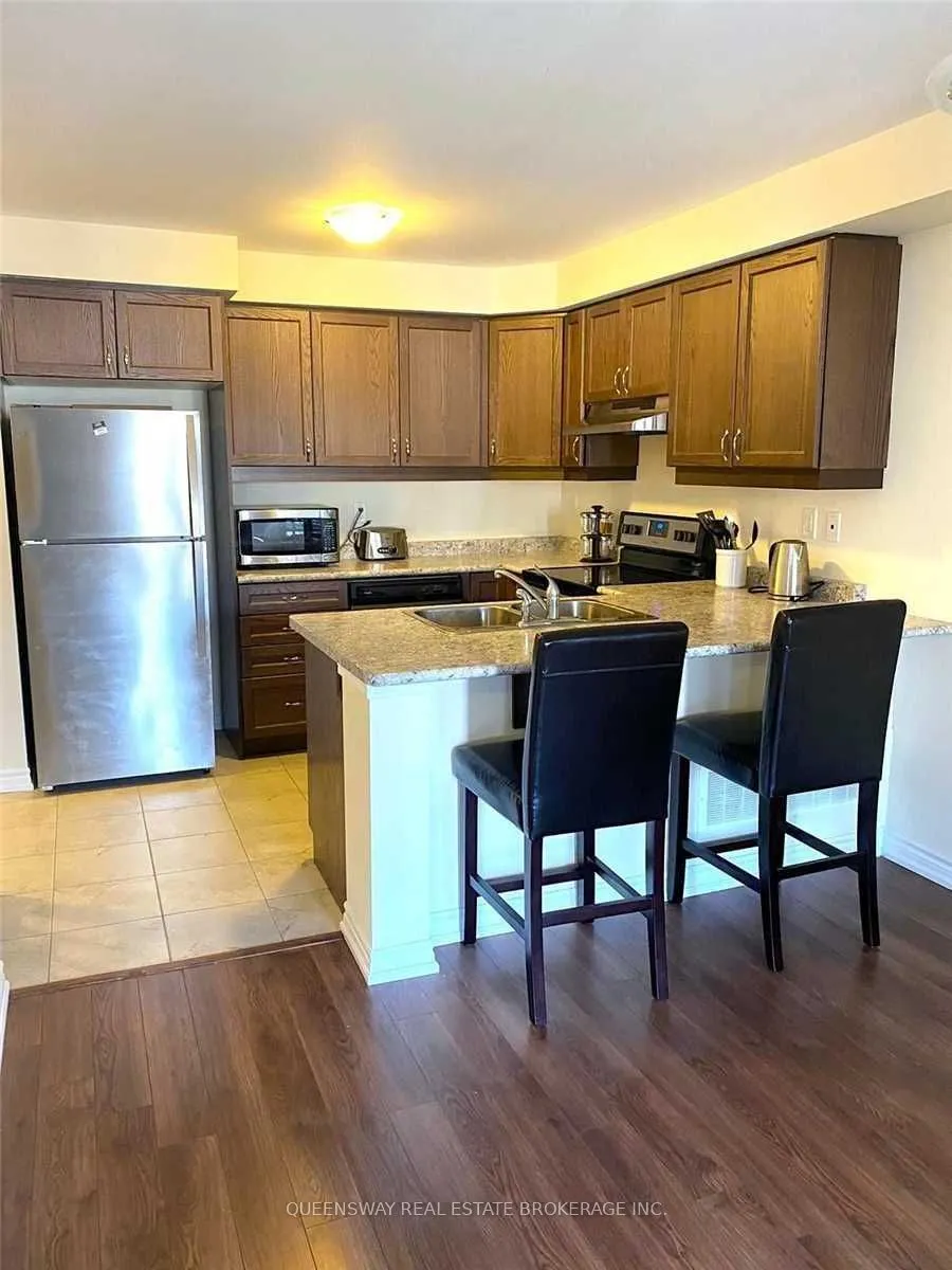 649 Laking Terrace