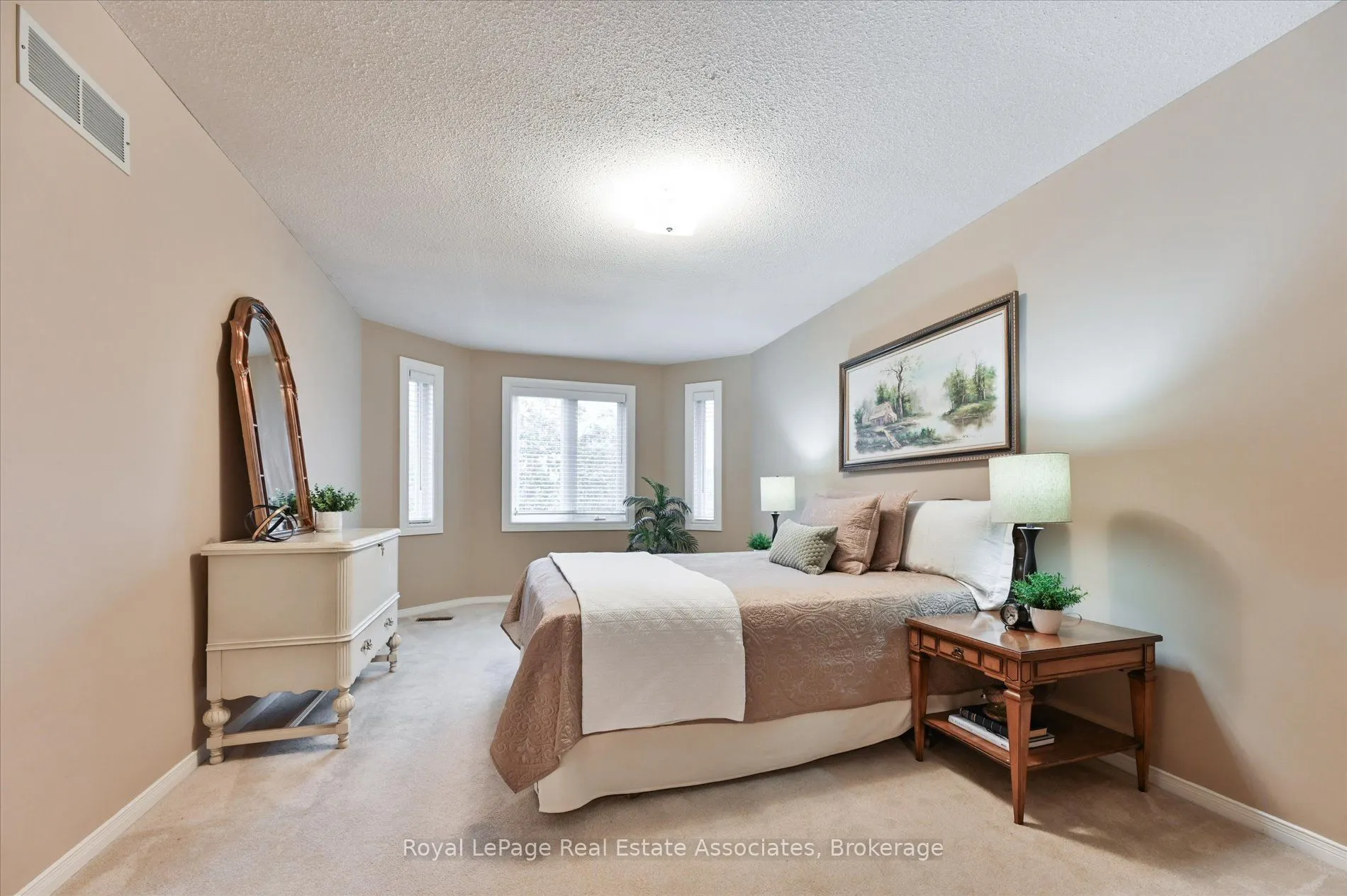 7164 Danton Promenade
