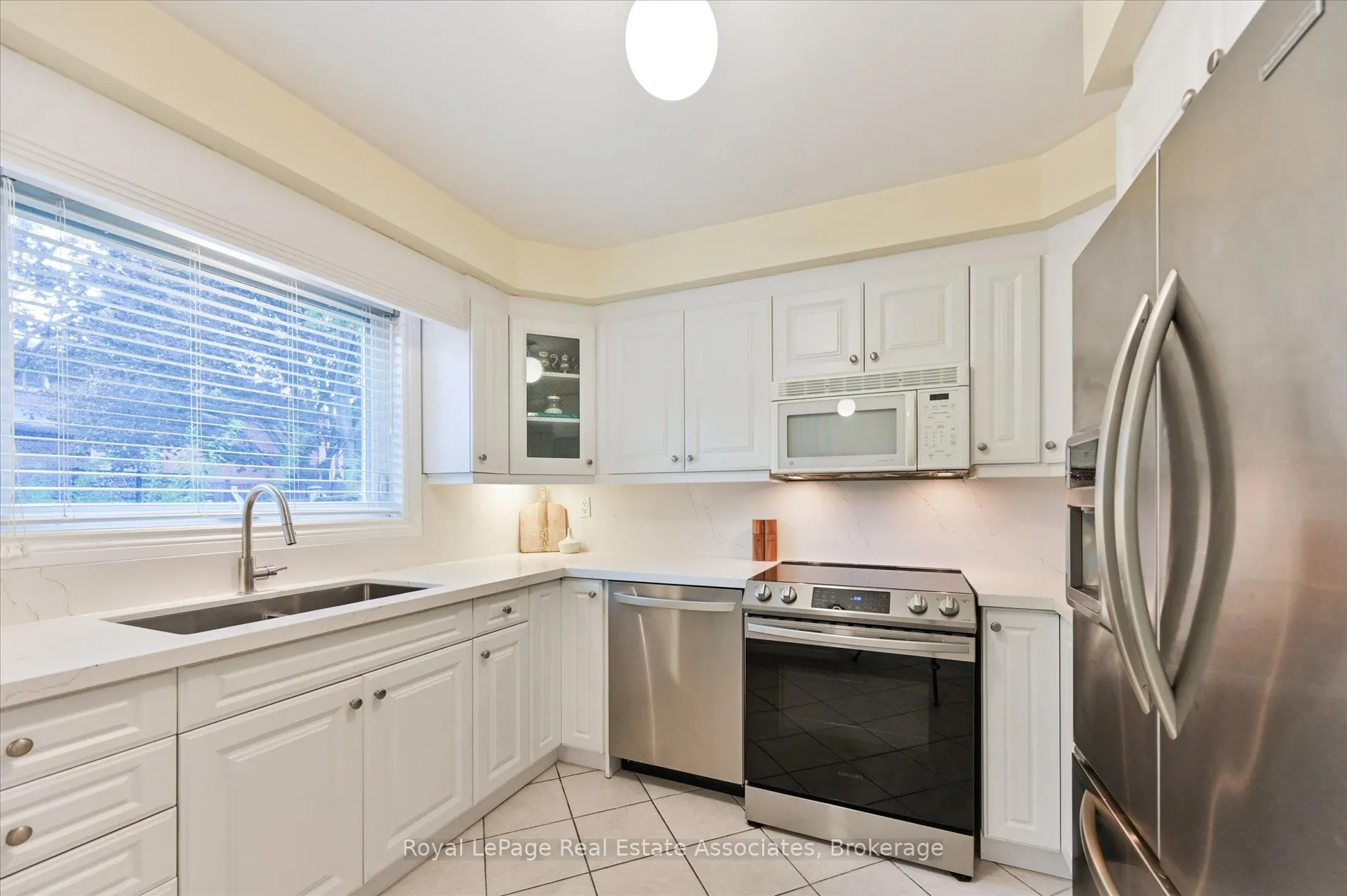 7164 Danton Promenade
