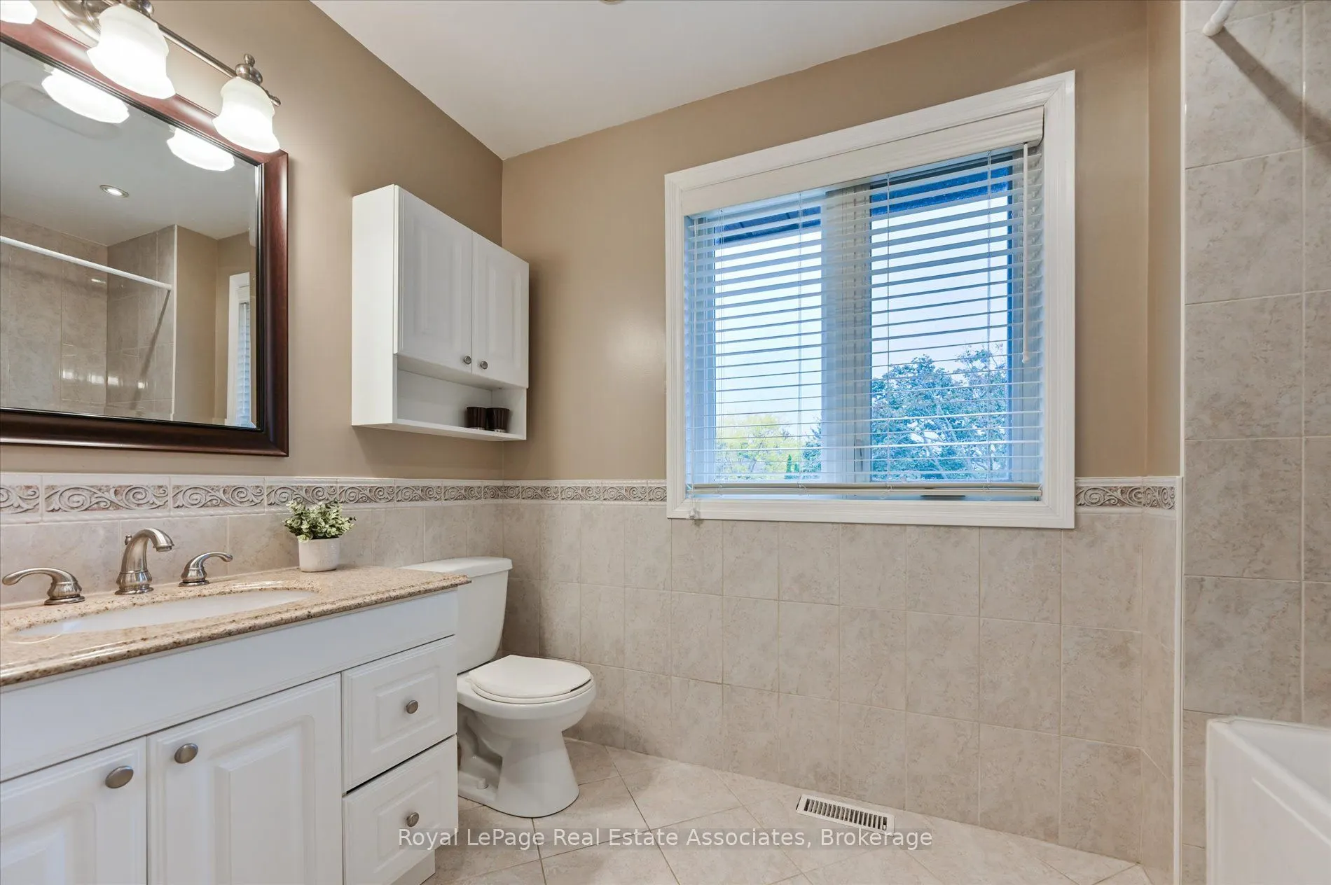 7164 Danton Promenade