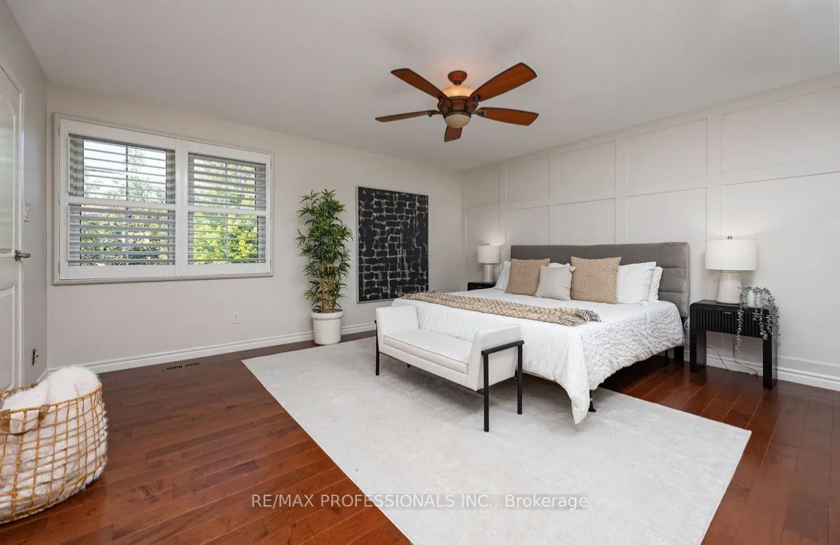 1951 Rathburn Road E #176