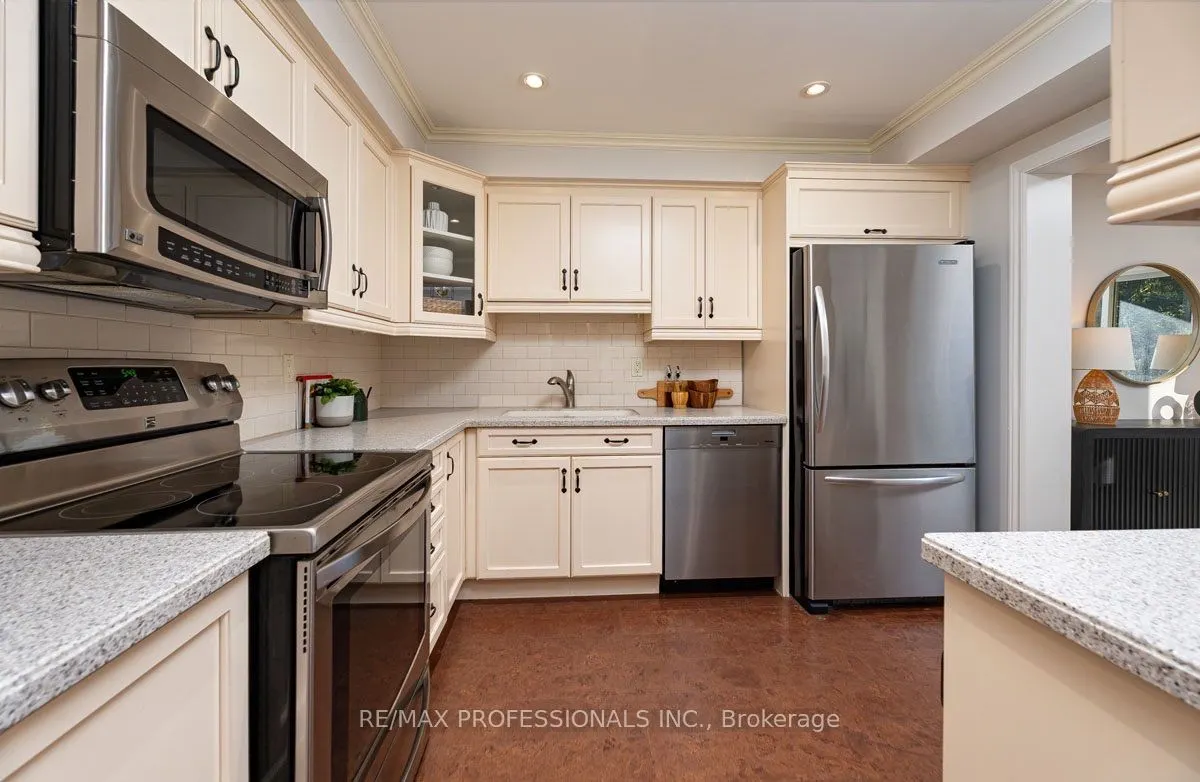 1951 Rathburn Road E #176