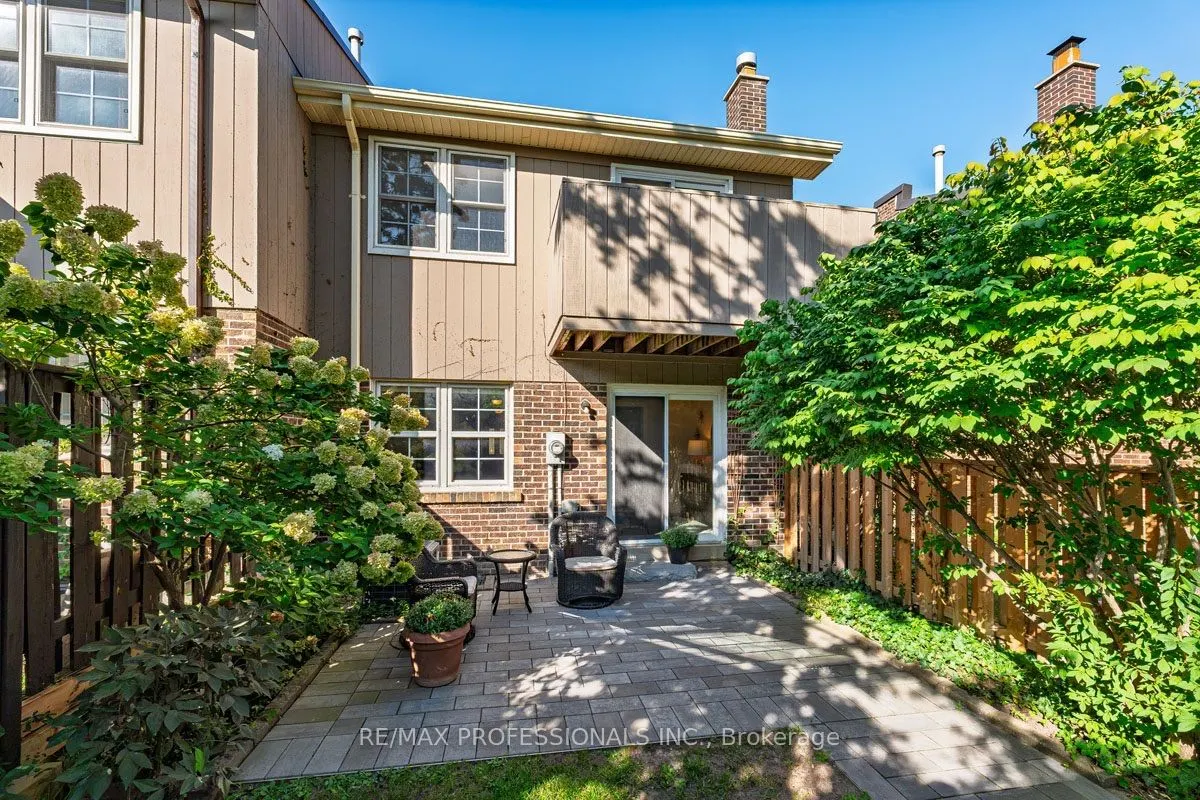 1951 Rathburn Road E #176