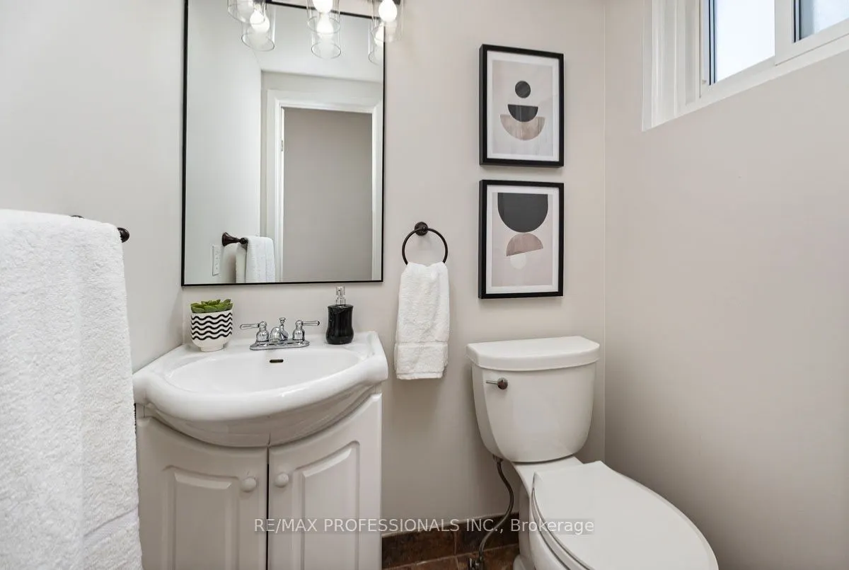 1951 Rathburn Road E #176