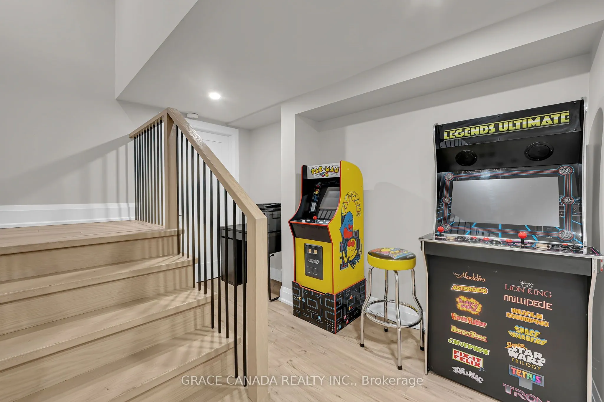 527 Oneida Drive