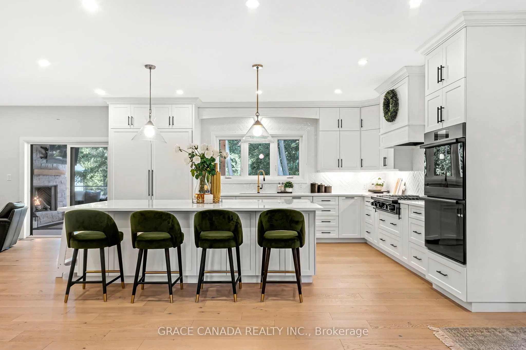 527 Oneida Drive