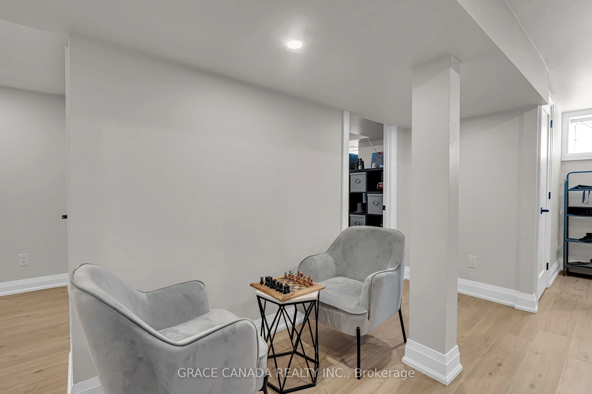 527 Oneida Drive