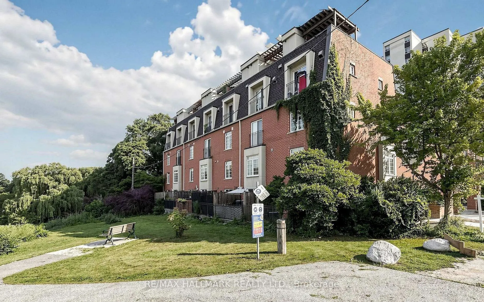 870 Jane Street #106