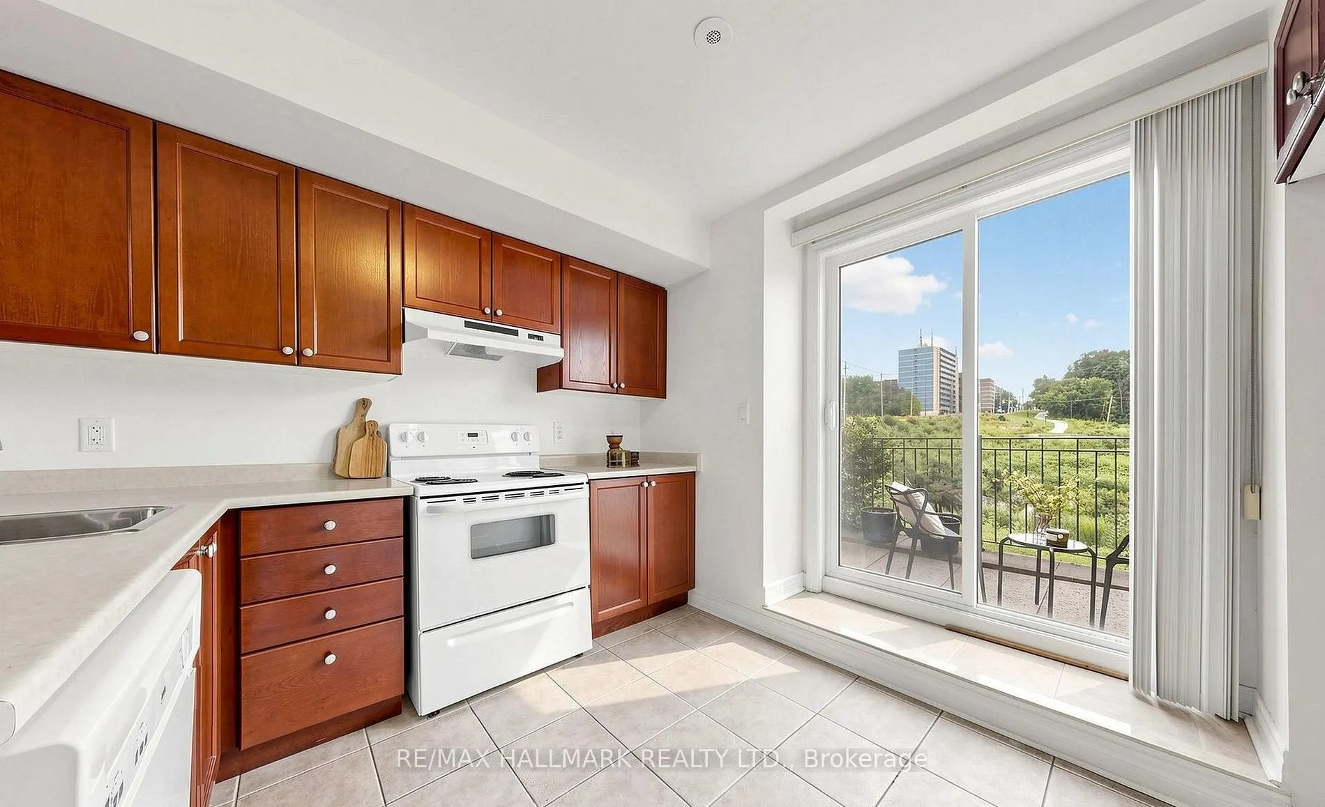 870 Jane Street #106