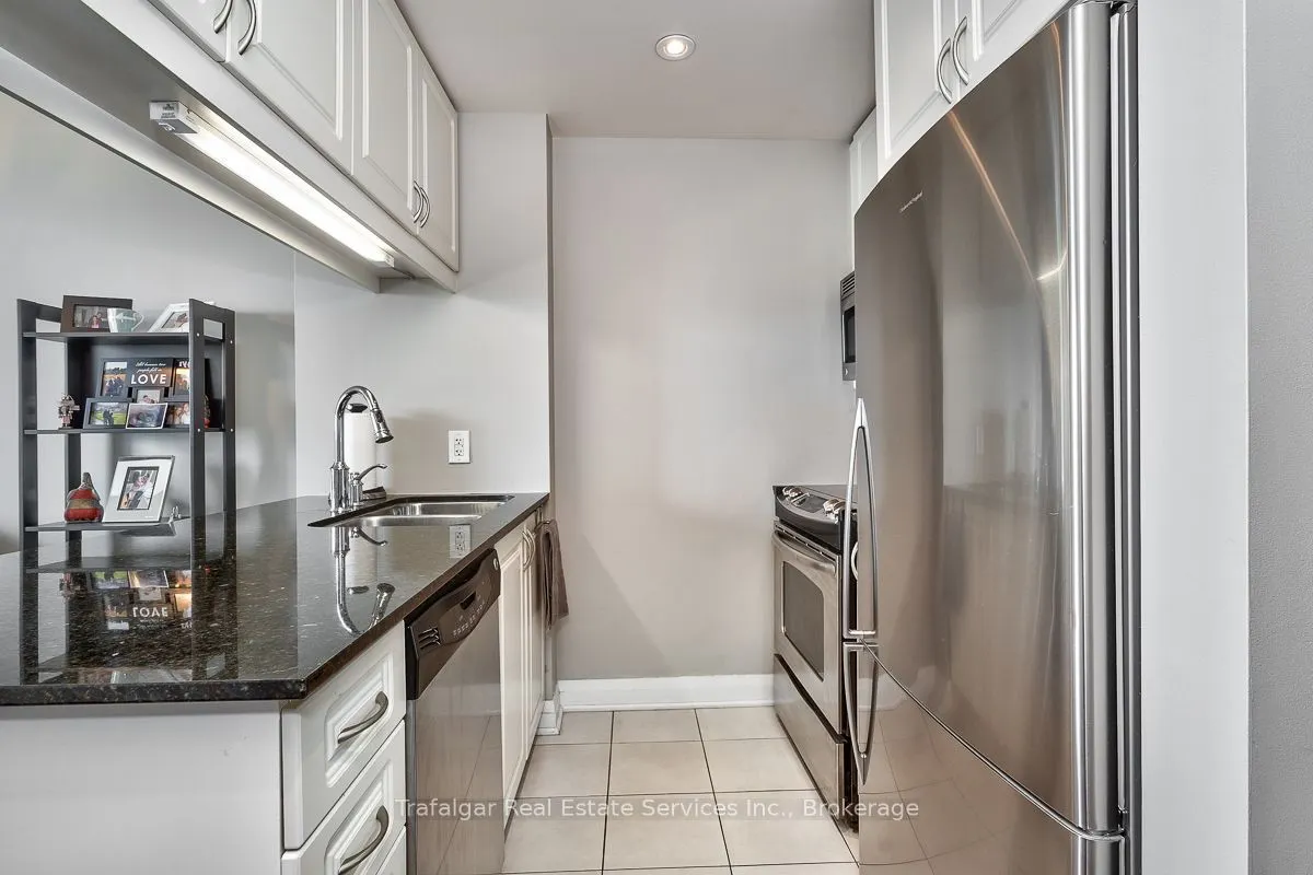 1055 Southdown Road #512
